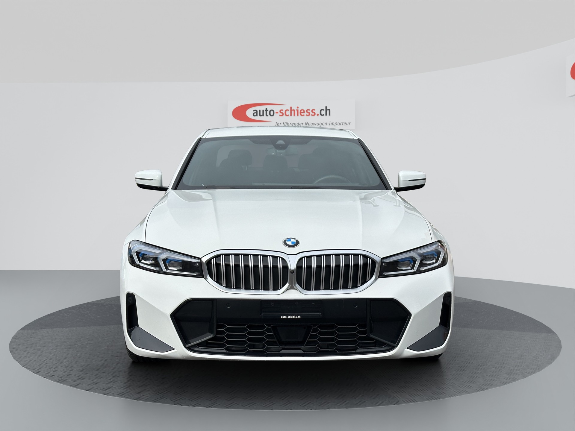 BMW 320d M Sport 48V Steptronic-image-1