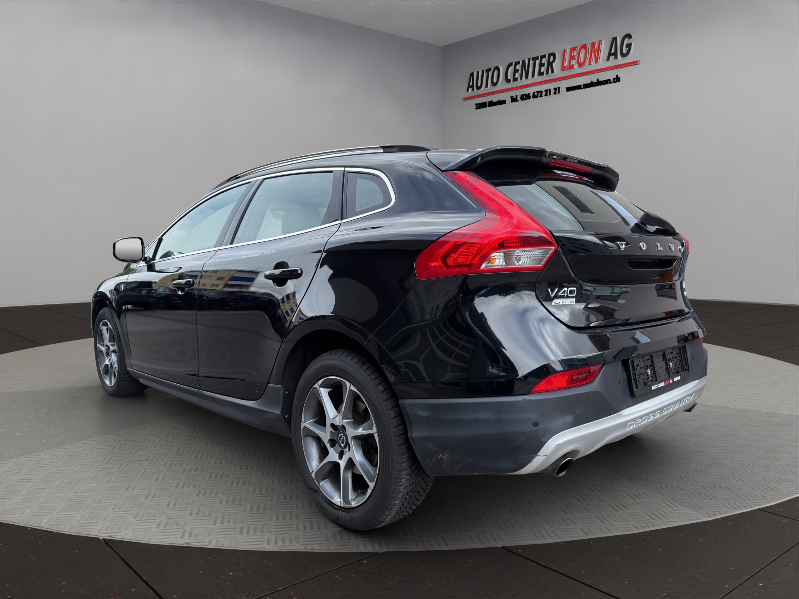 VOLVO V40 Cross Country T4 2.0 AWD Ocean Race Geartronic-showroom-element-3