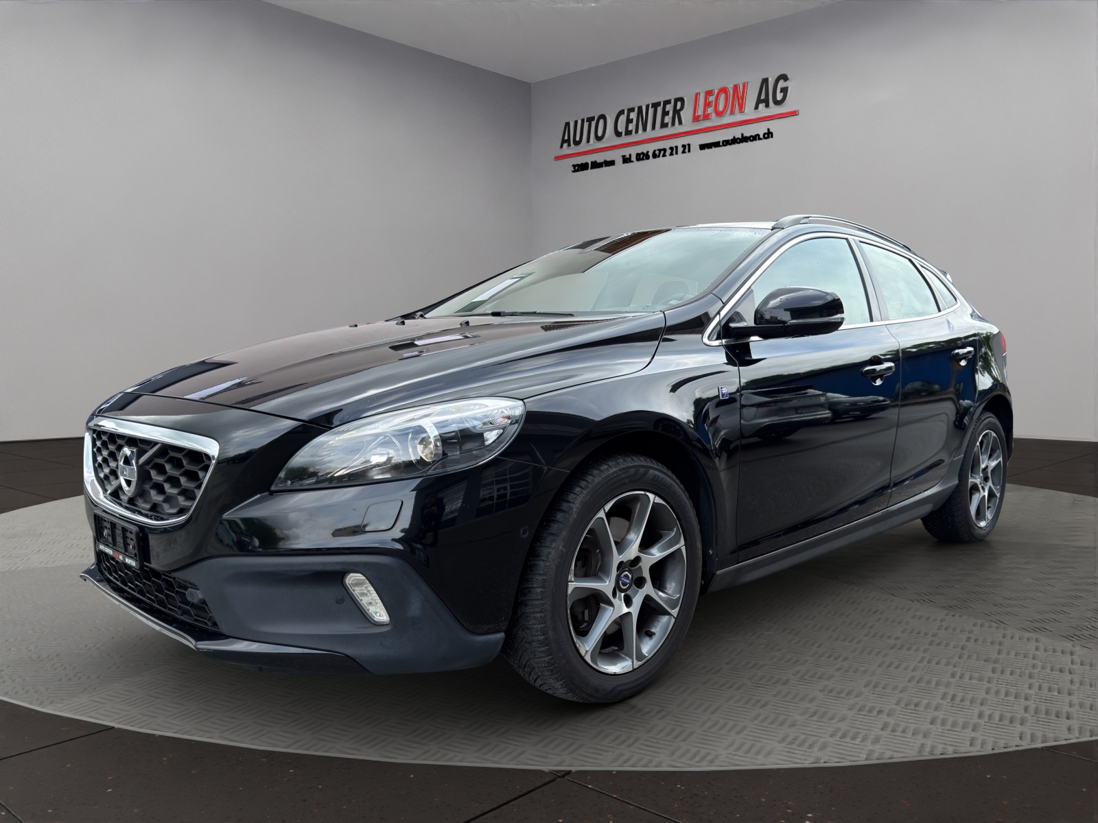 VOLVO V40 Cross Country T4 2.0 AWD Ocean Race Geartronic-showroom-element-1