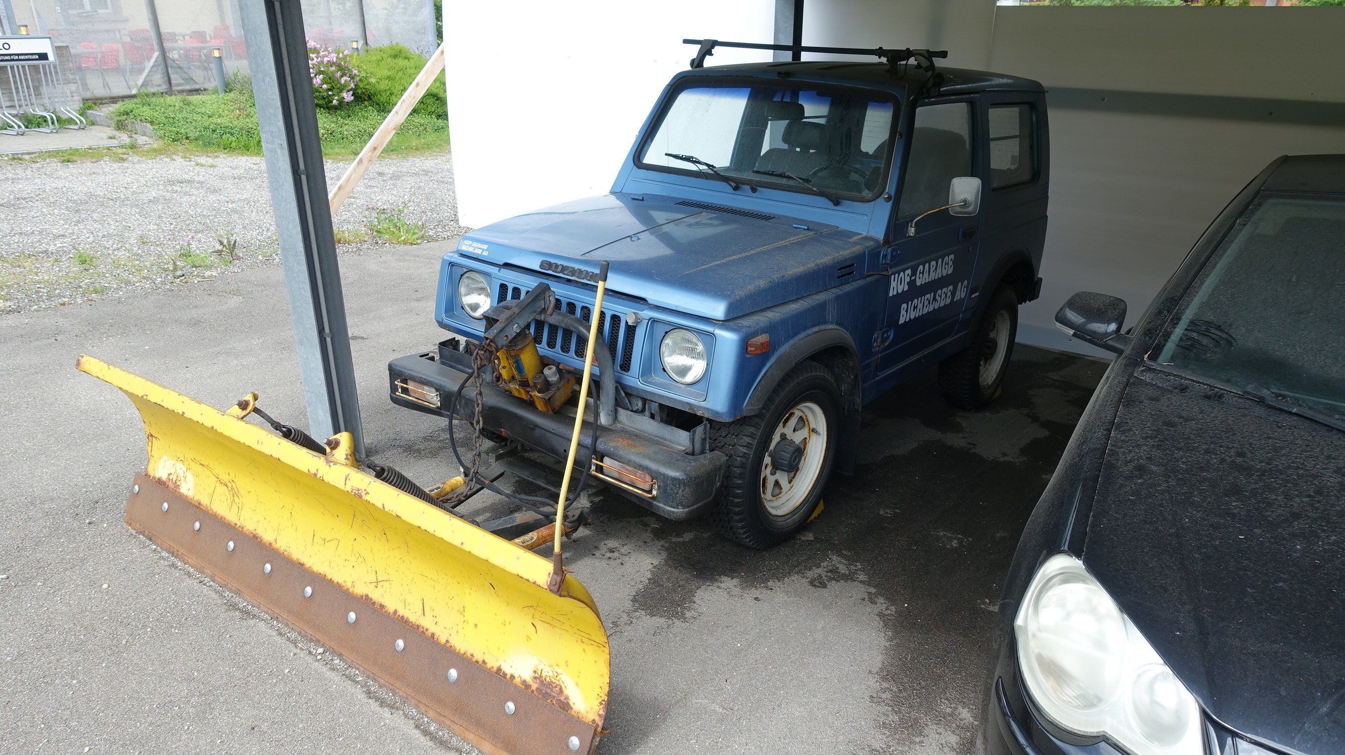 Car photo
