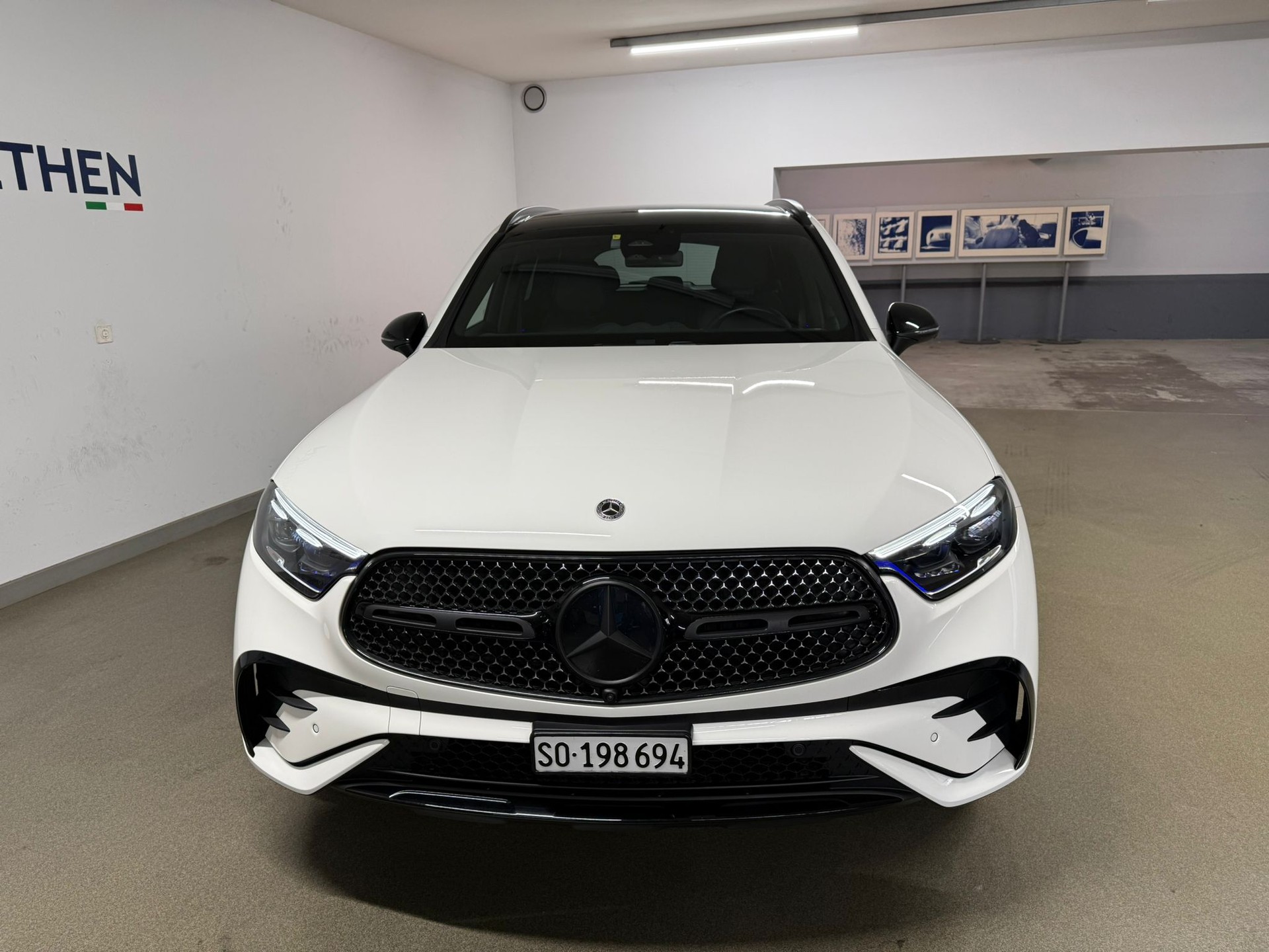 MERCEDES-BENZ GLC 220 d 4Matic 9G-Tronic-image-5