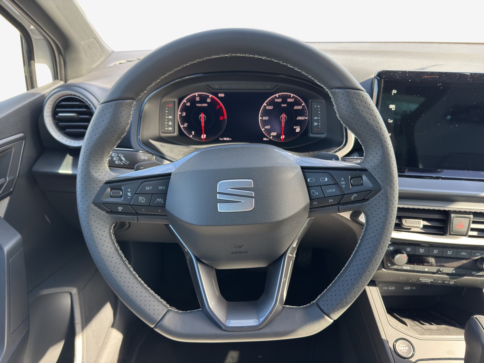 SEAT Ibiza 1.0 EcoTSI FR DSG-image-9