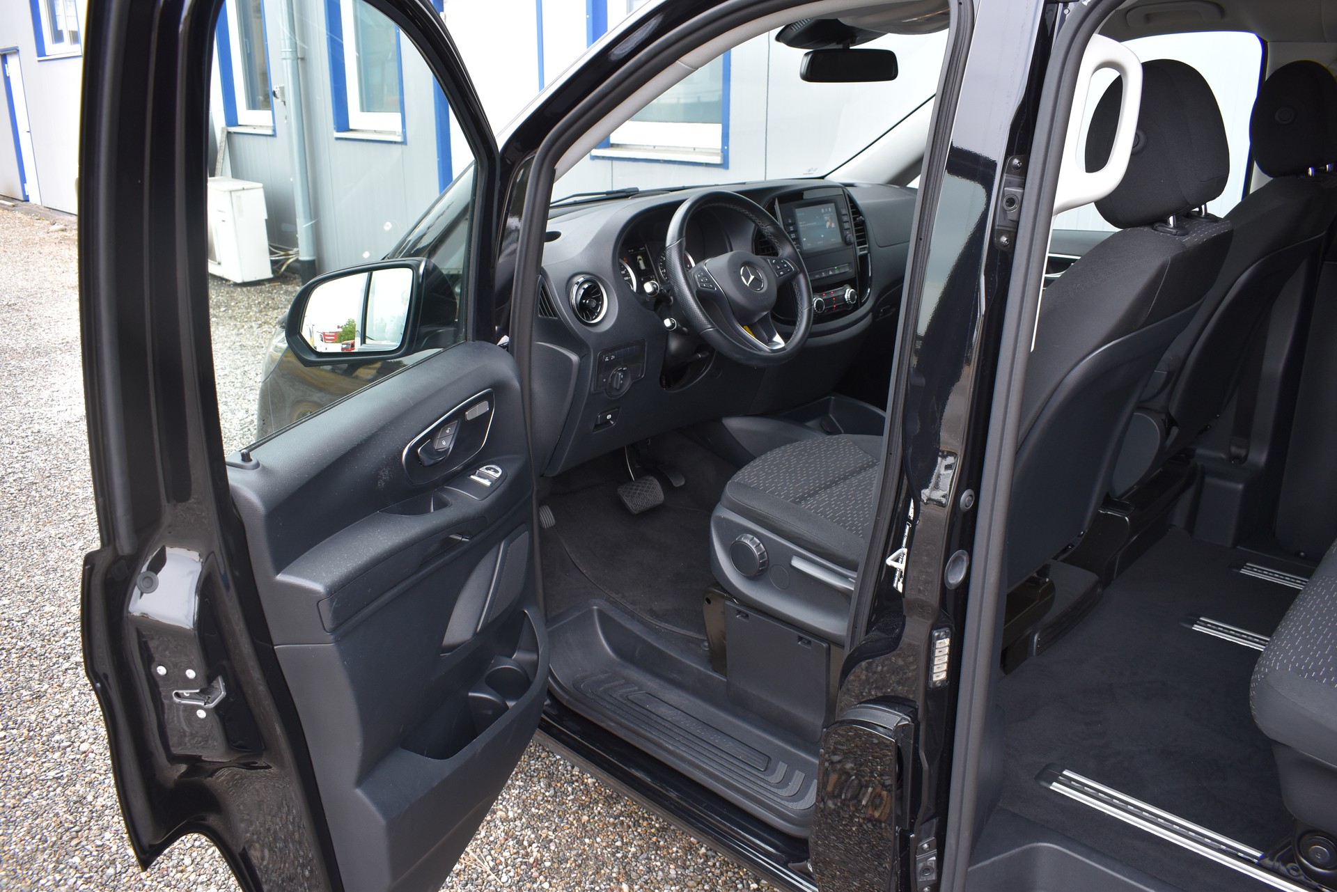 MERCEDES-BENZ Vito 116 CDI L 4x4 Tourer Select-image-15
