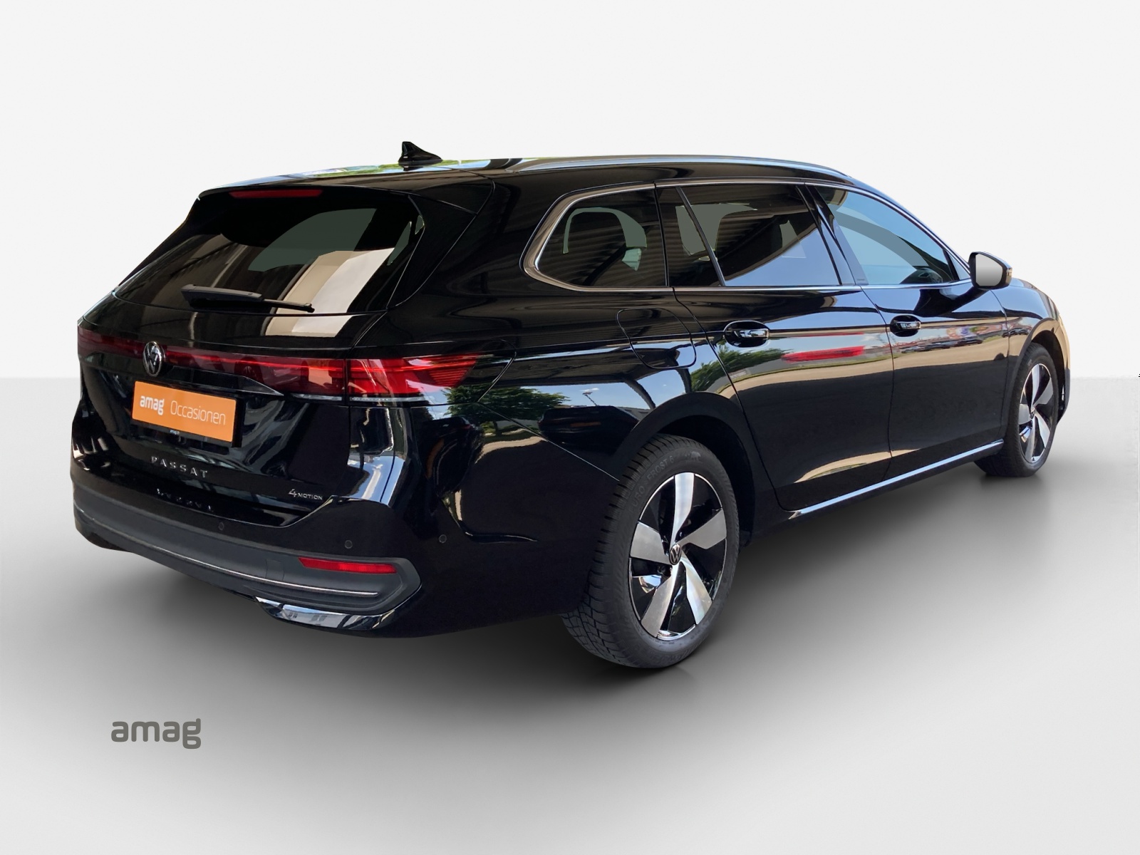 VW Passat Variant 2.0 TDI evo Business 4 Motion DSG-image-4