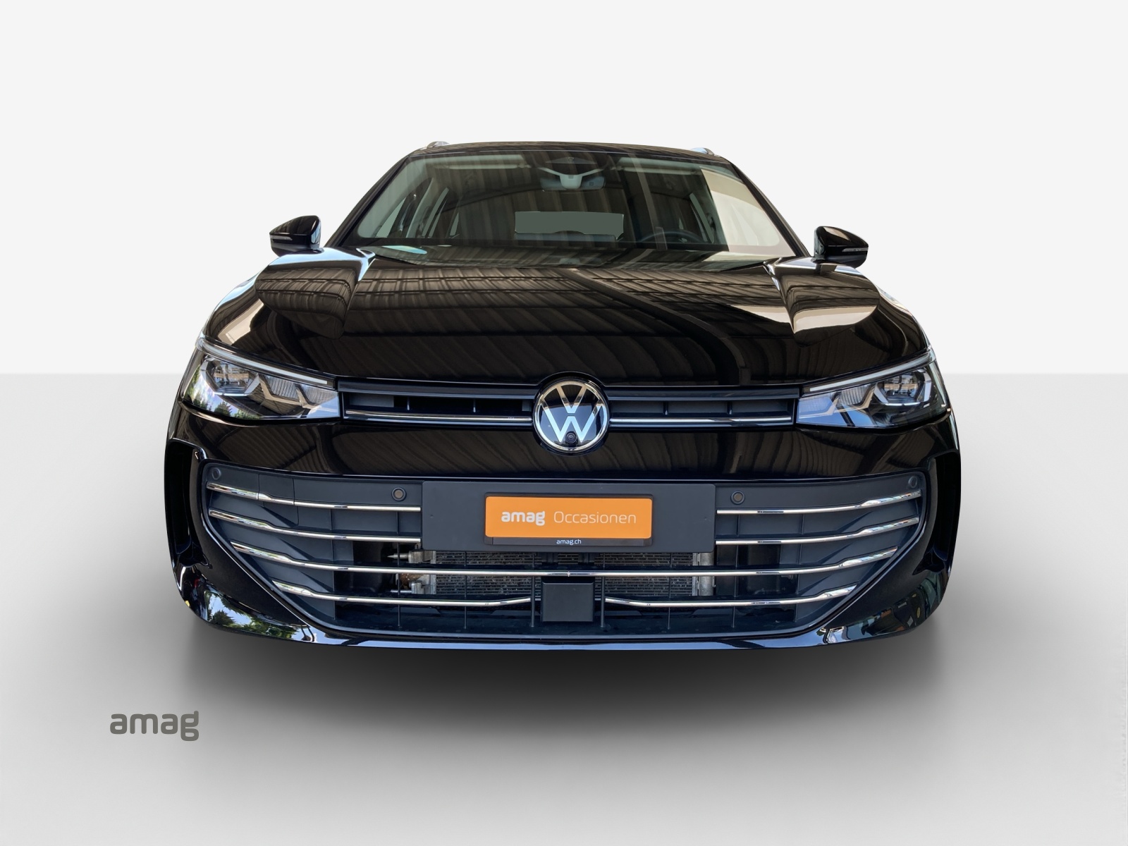 VW Passat Variant 2.0 TDI evo Business 4 Motion DSG-image-6