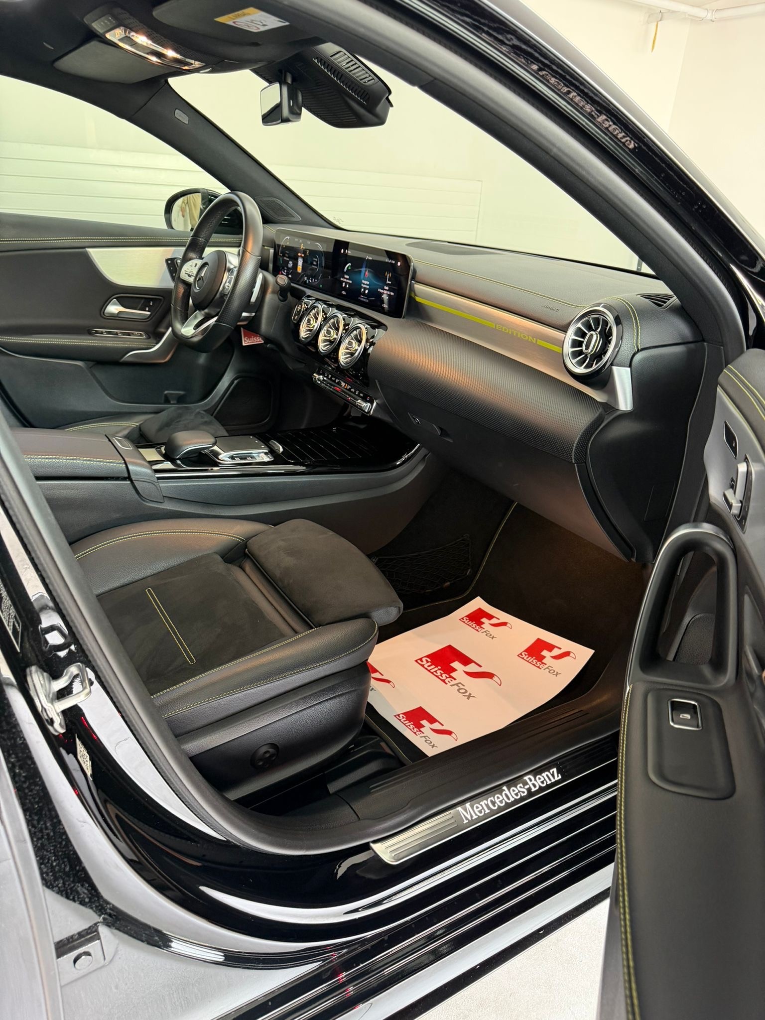 MERCEDES-BENZ A 250 AMG Line 7G-DCT *Edition 1 *Voll Austattung*Panoramadach* *Ch Fahrzeug*-image-11