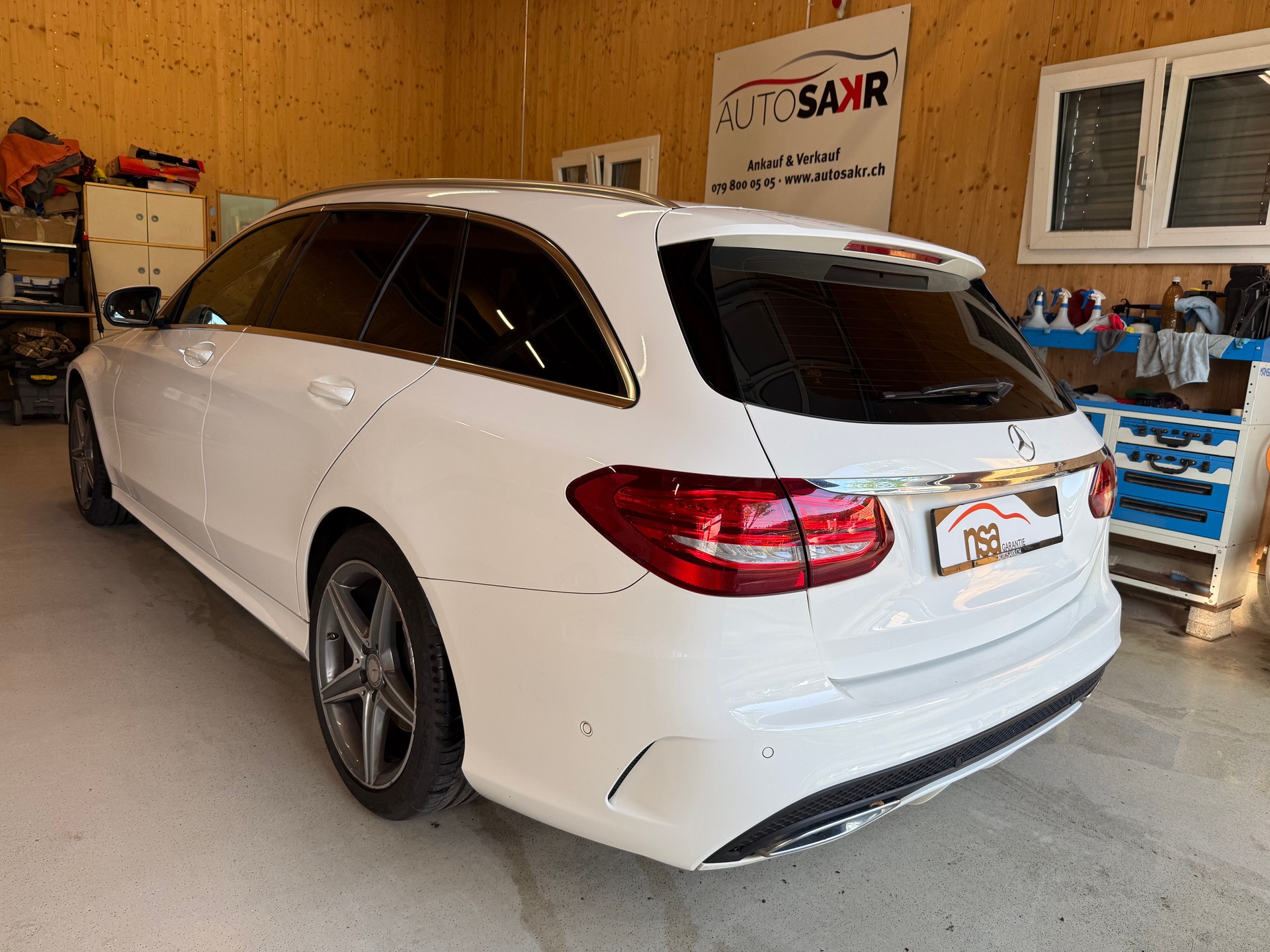 MERCEDES-BENZ C 220 BlueTEC AMG Line 7G-Tronic-image-4