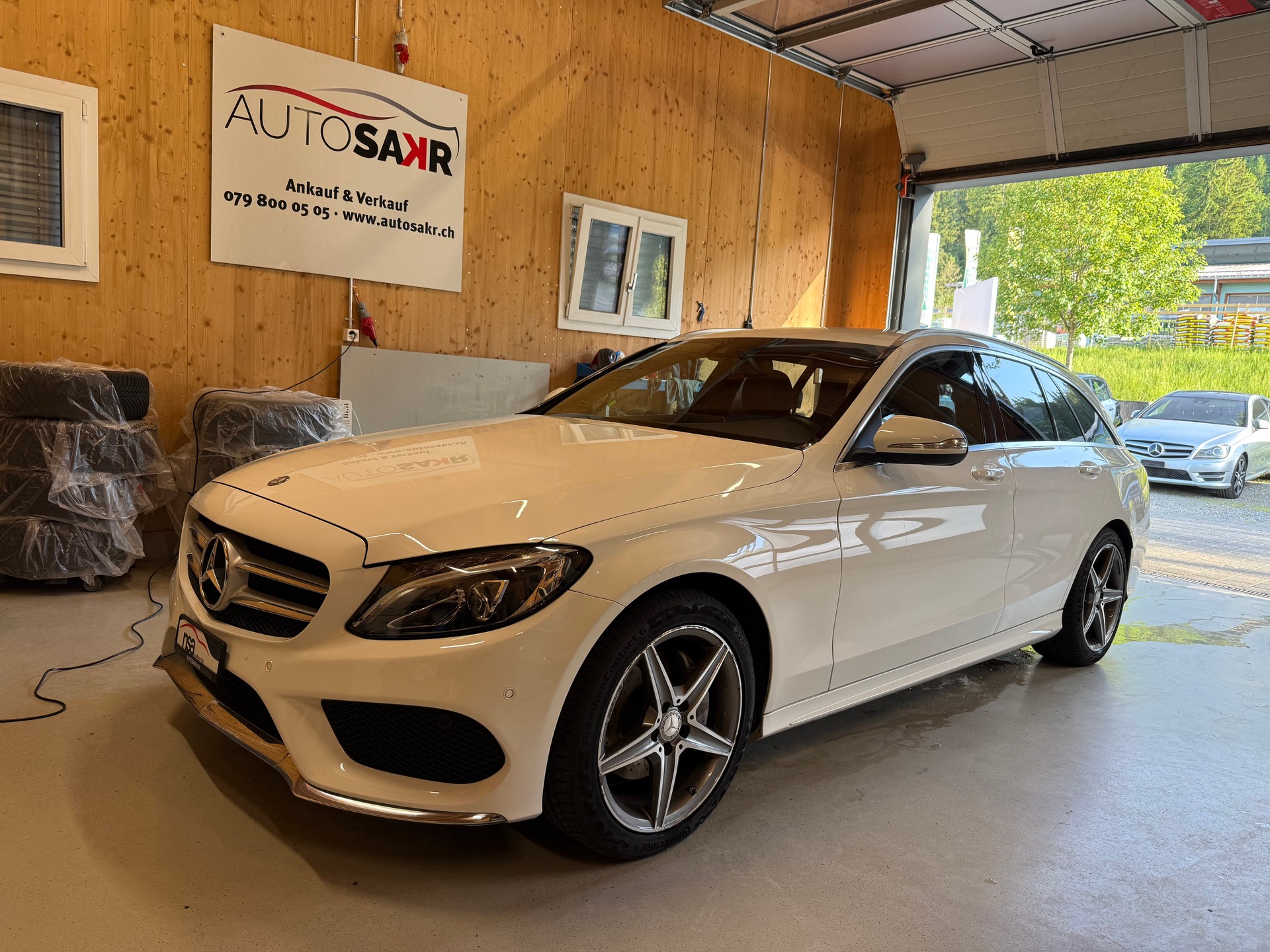 MERCEDES-BENZ C 220 BlueTEC AMG Line 7G-Tronic