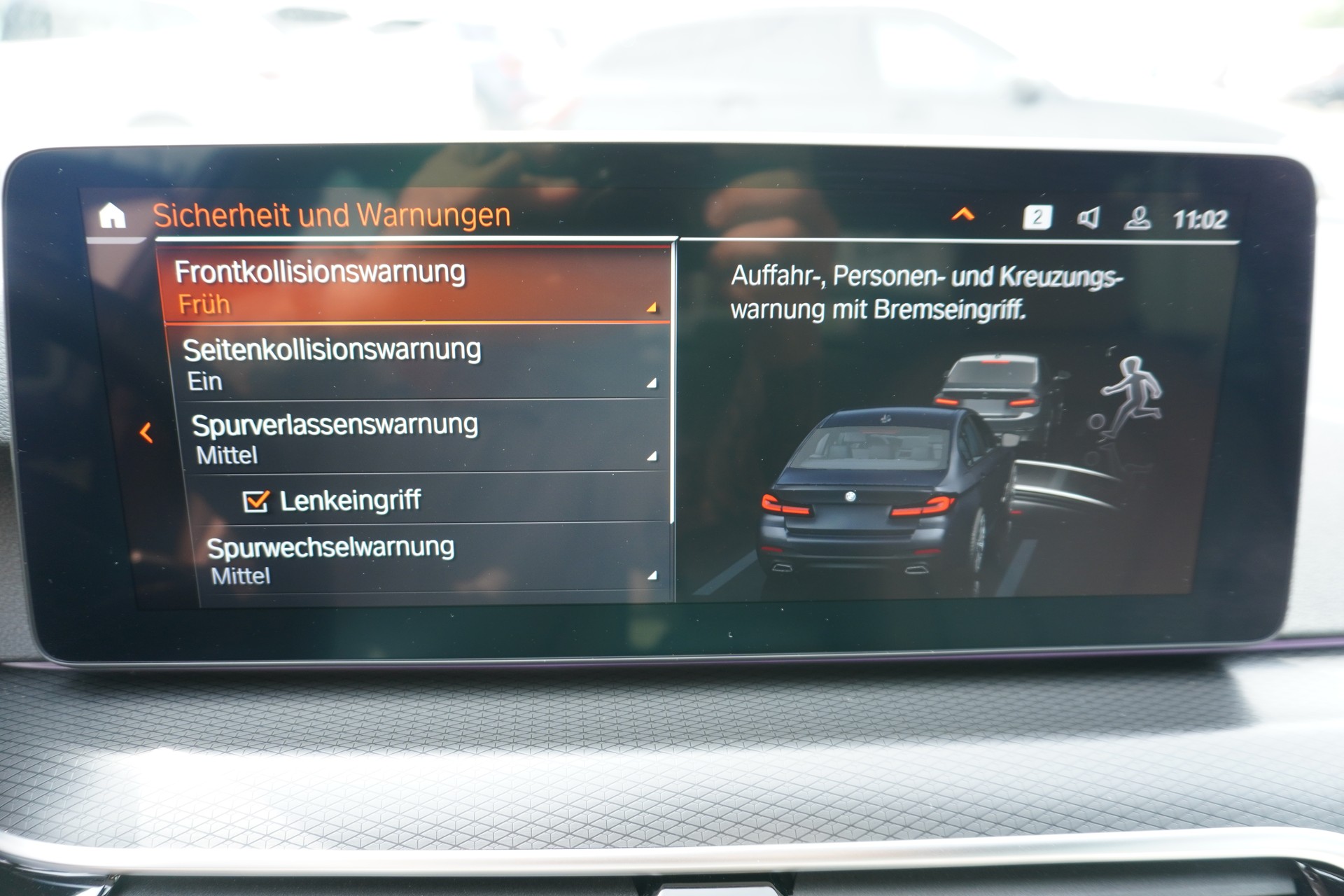BMW 530i xDrive 48V M Sport Steptronic-image-31