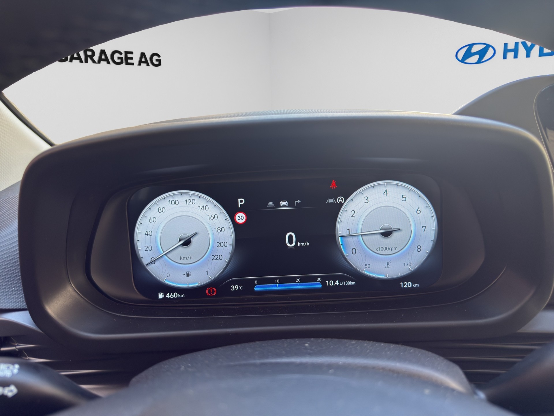 HYUNDAI i20 1.0 T-GDi Amplia DCT-image-10