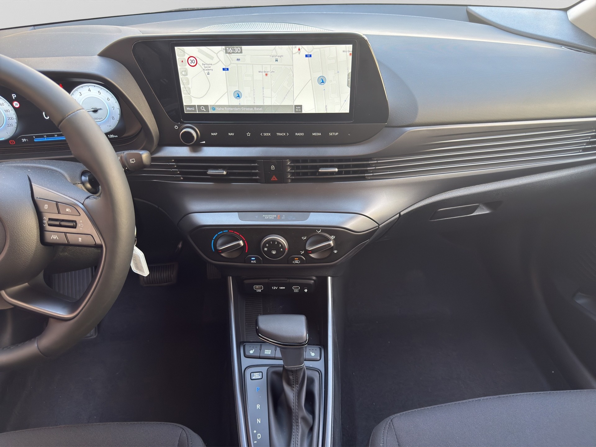 HYUNDAI i20 1.0 T-GDi Amplia DCT-image-14