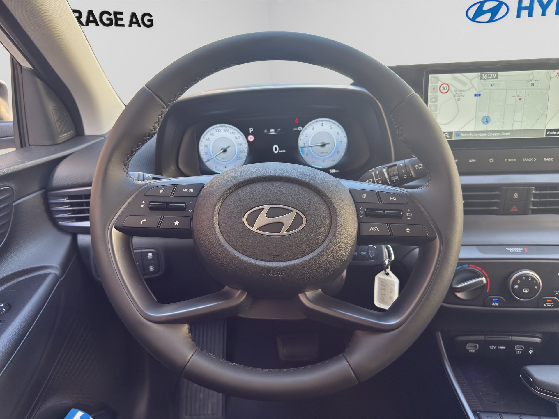 HYUNDAI i20 1.0 T-GDi Amplia DCT-image-9