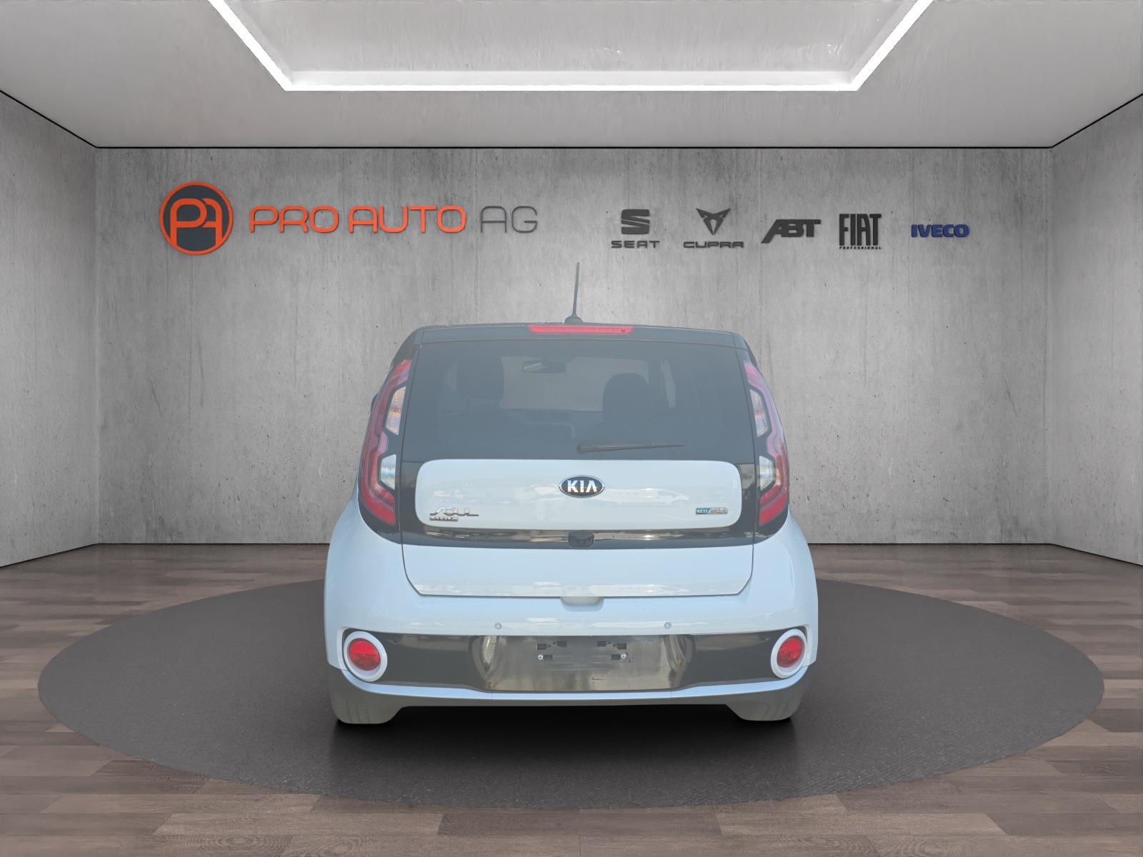 KIA Soul II EV Style-showroom-element-3