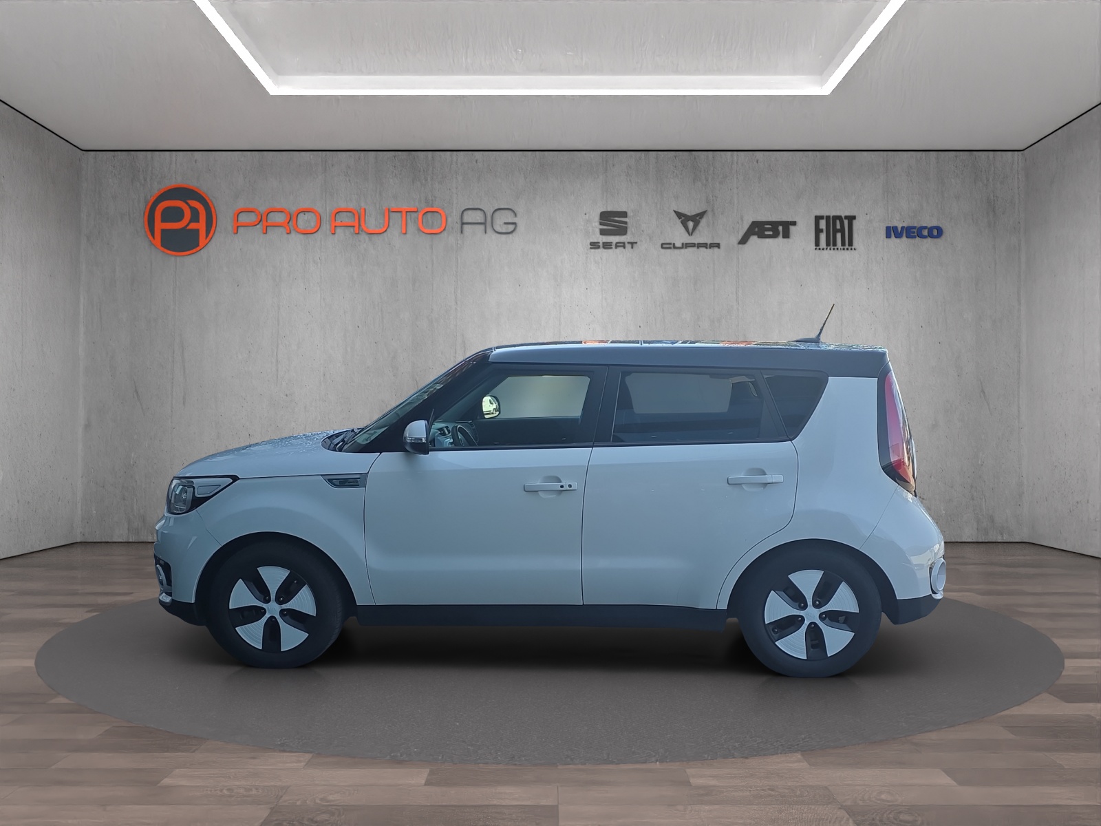 KIA Soul II EV Style-showroom-element-1