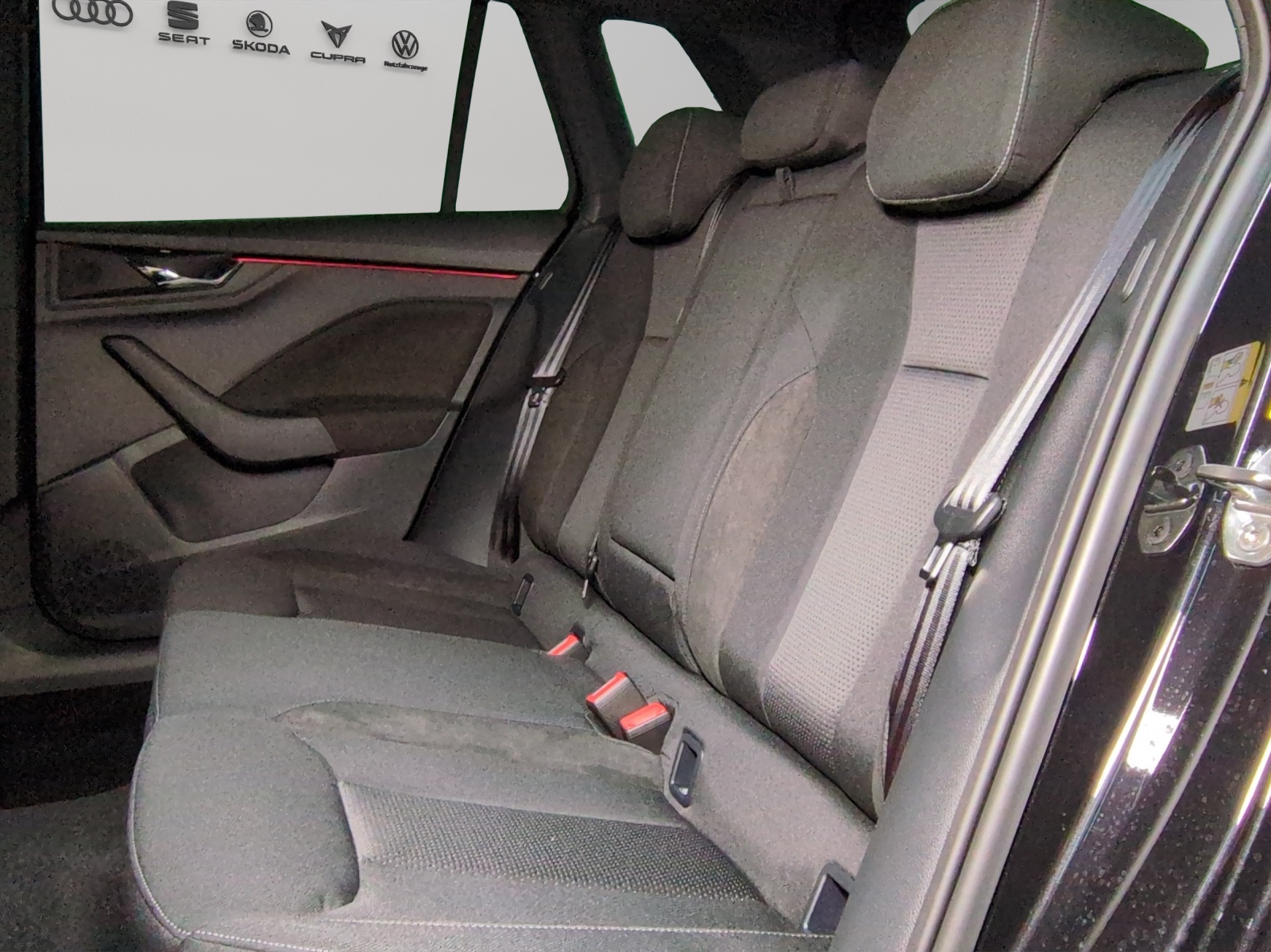 SKODA Kamiq 1.5 TSI Dynamic DSG-image-8