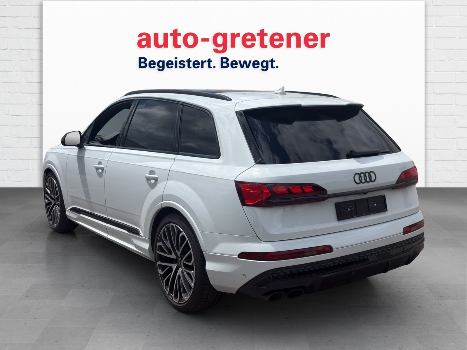 AUDI SQ7 SUV 4.0 V8 TFSI quattro T-Tronic-showroom-element-1