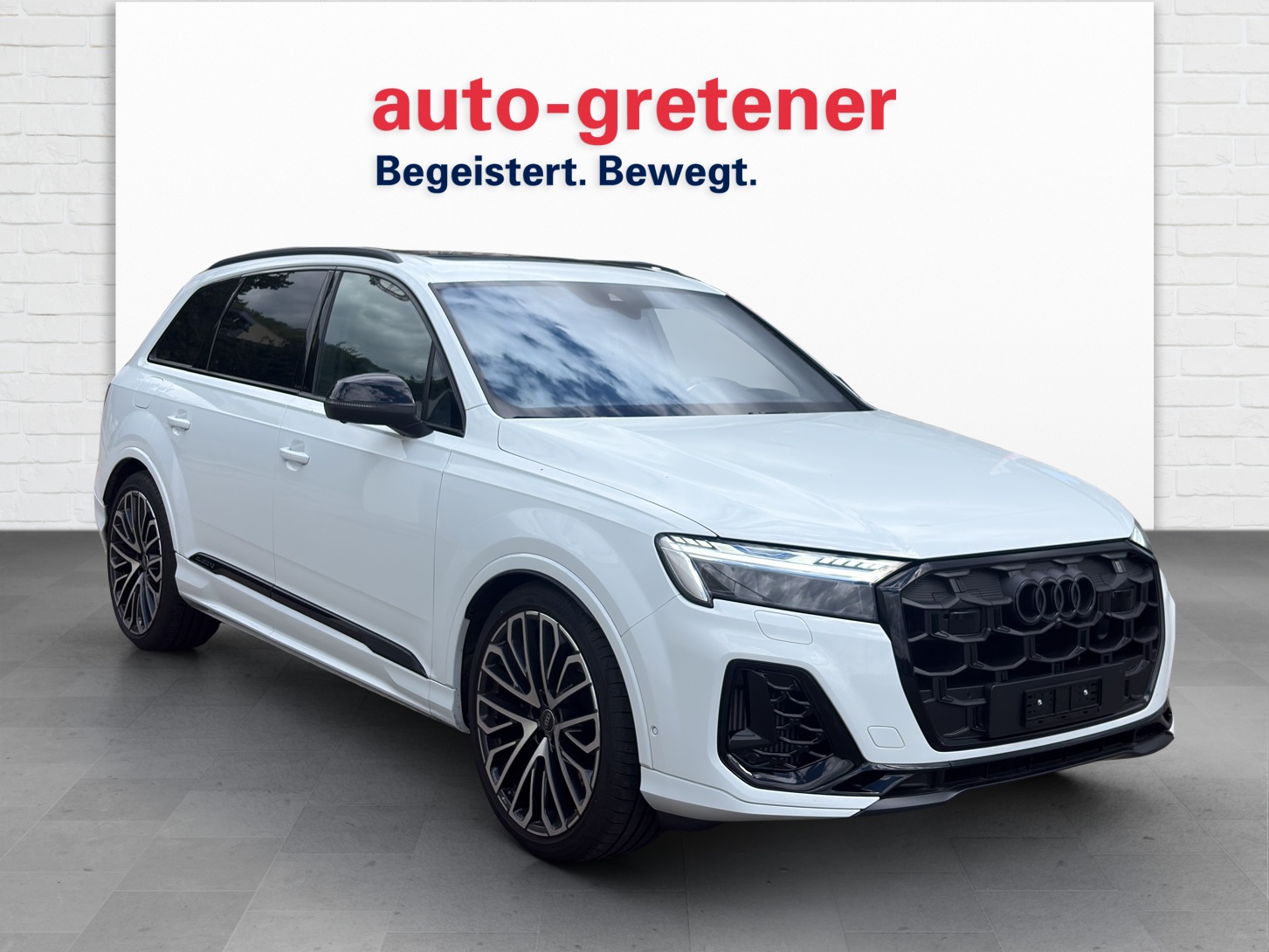 AUDI SQ7 SUV 4.0 V8 TFSI quattro T-Tronic-showroom-element-3