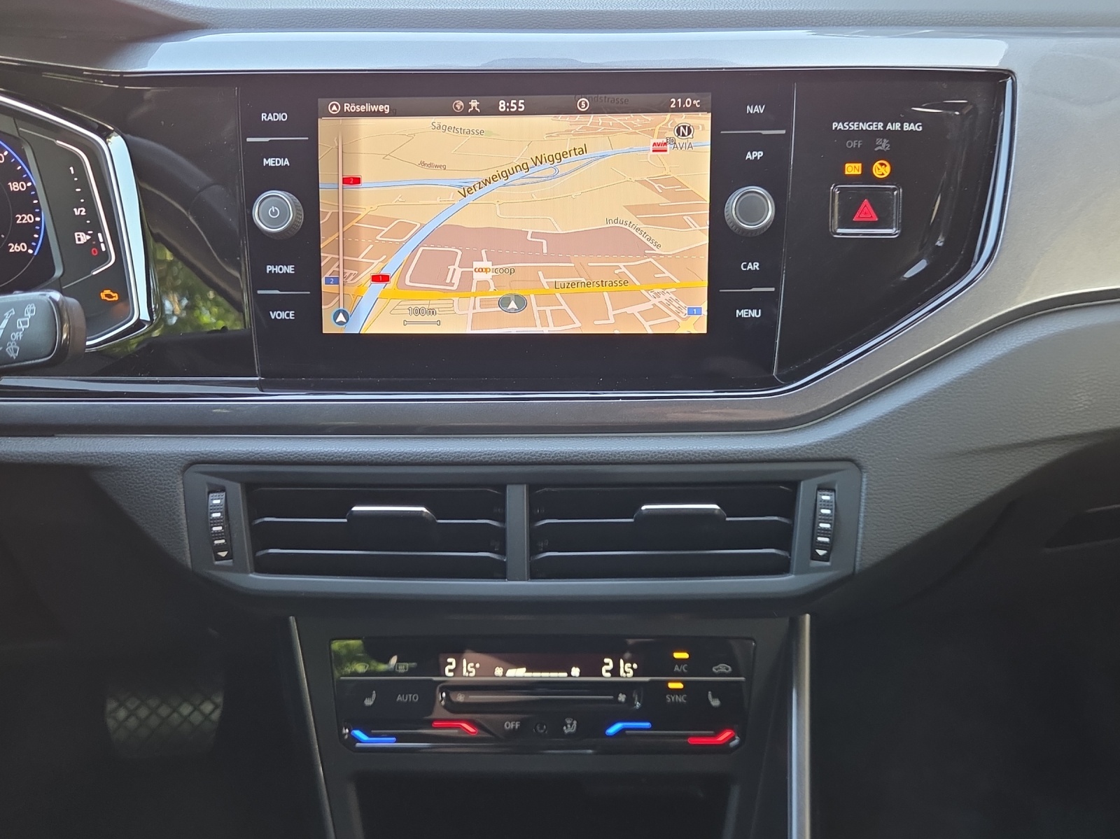 VW Taigo 1.0 TSI Style DSG-image-10