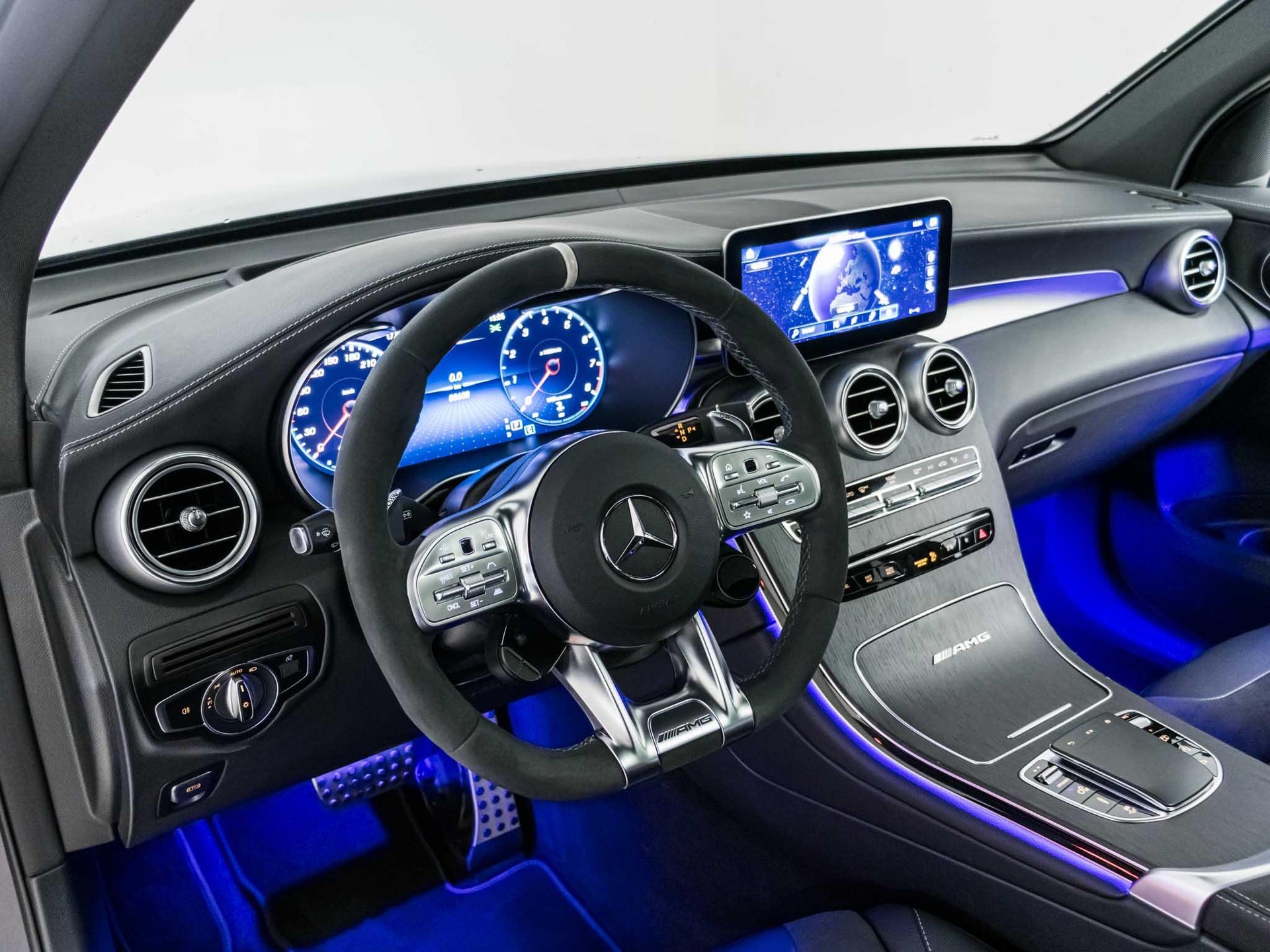 MERCEDES-BENZ GLC 63 AMG S 4MATIC+-image-9