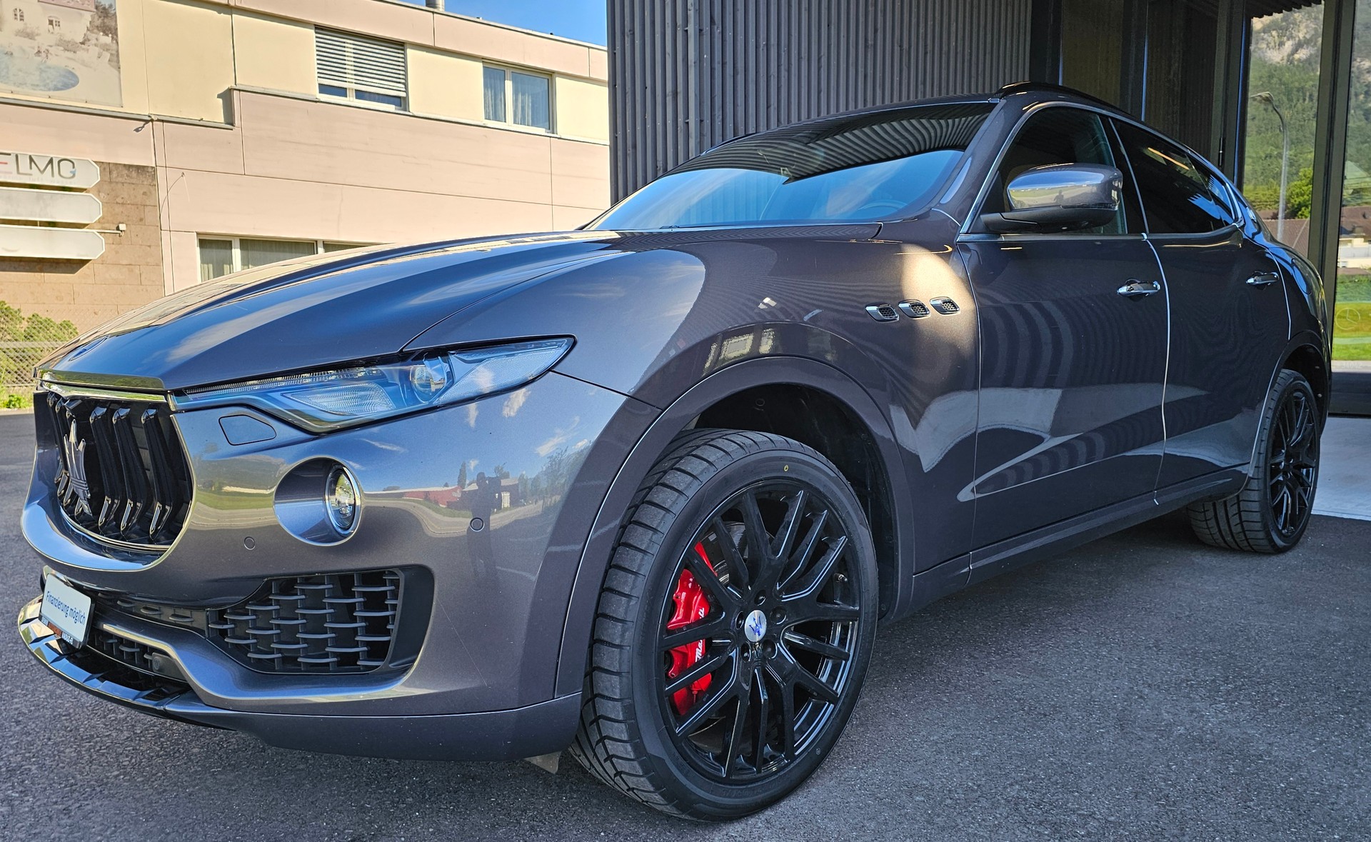 MASERATI Levante S 3.0 V6 GranLusso Automatica-image-0