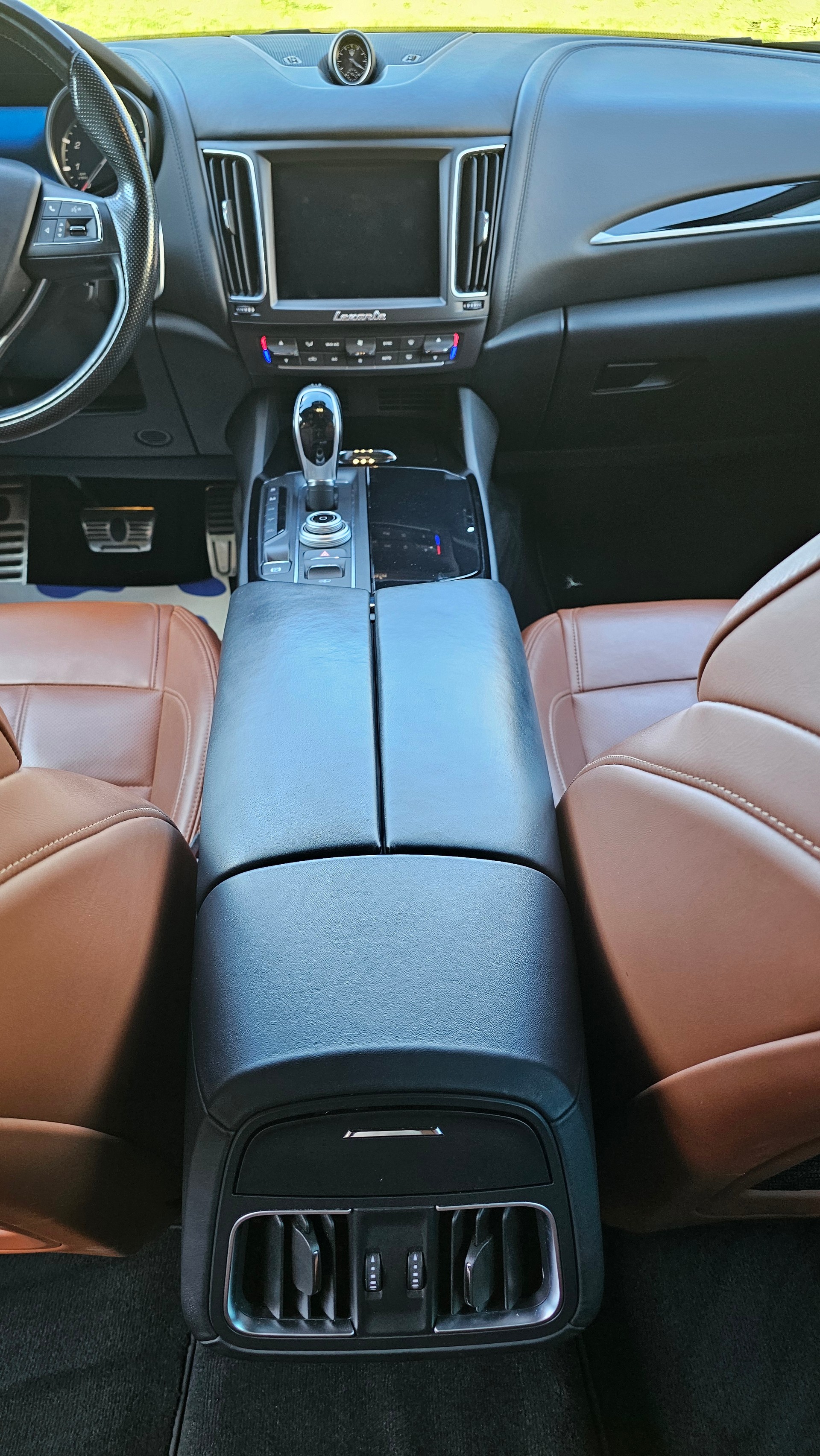 MASERATI Levante S 3.0 V6 GranLusso Automatica-image-11