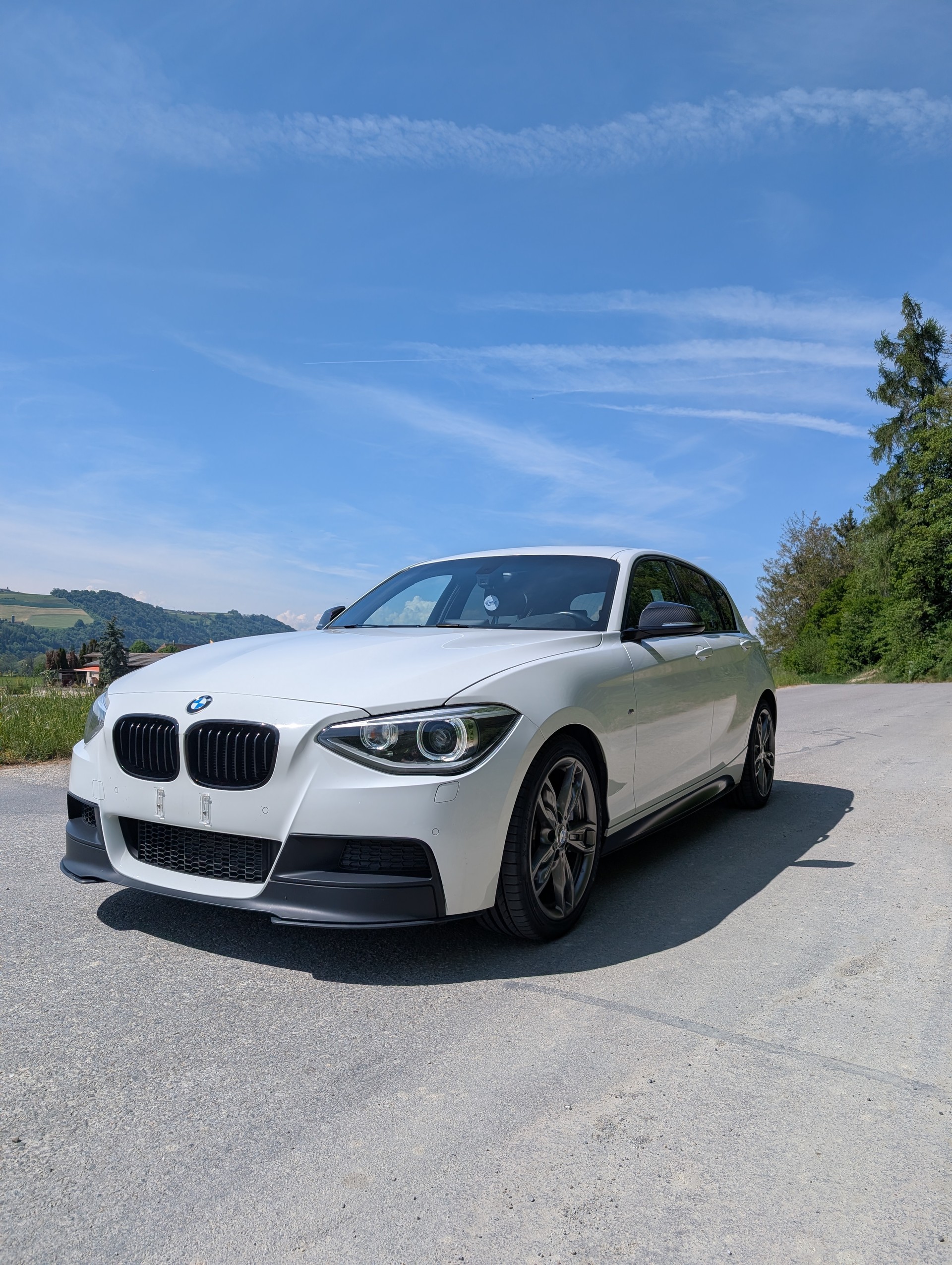 BMW M135i xDrive-image-0