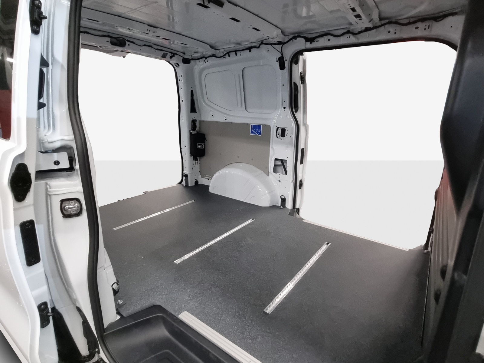 VW e-Transporter 70 kWh 4Motion-image-13