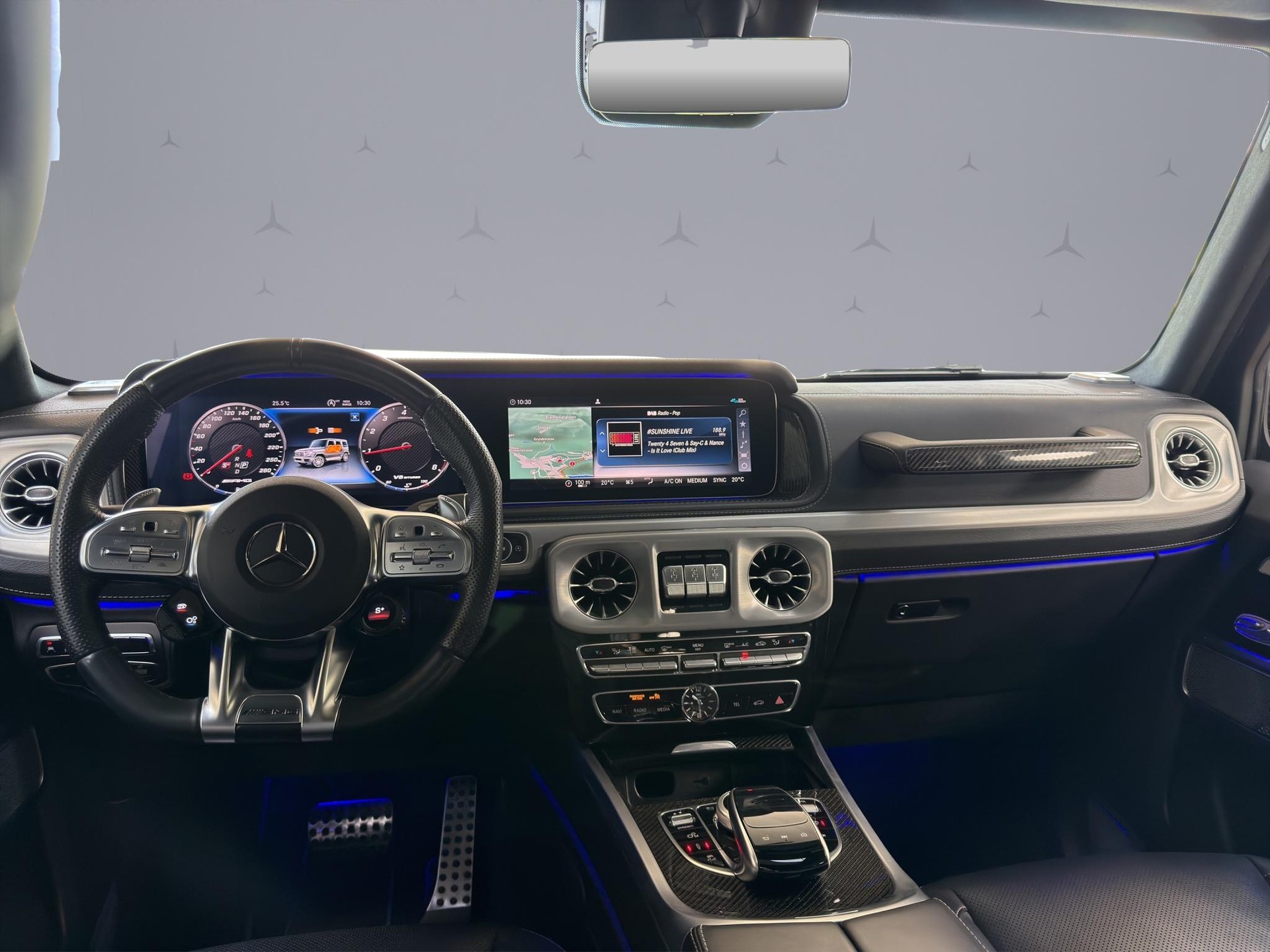 MERCEDES-BENZ G 63 AMG-image-12