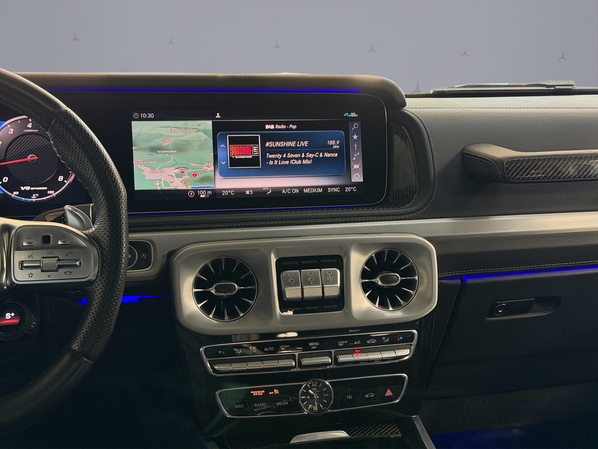 MERCEDES-BENZ G 63 AMG-image-13