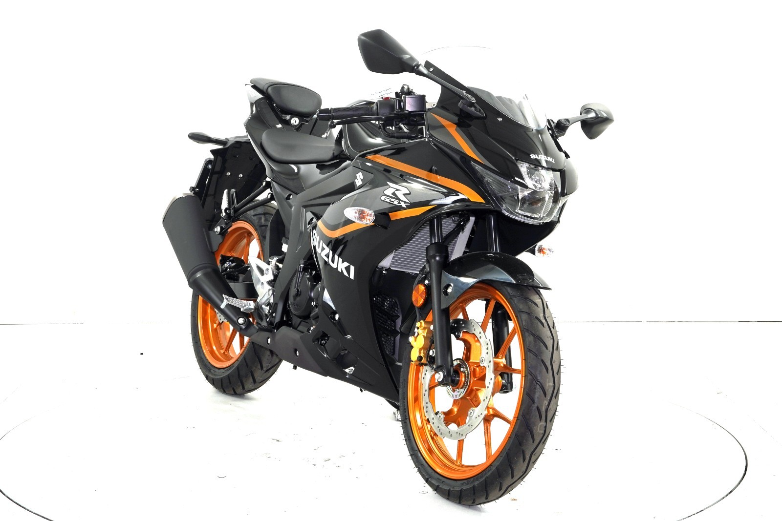 SUZUKI GSX-R125 ABS-showroom-element-1