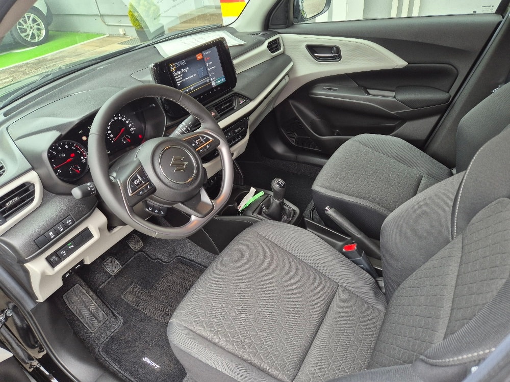SUZUKI SWIFT-image-8