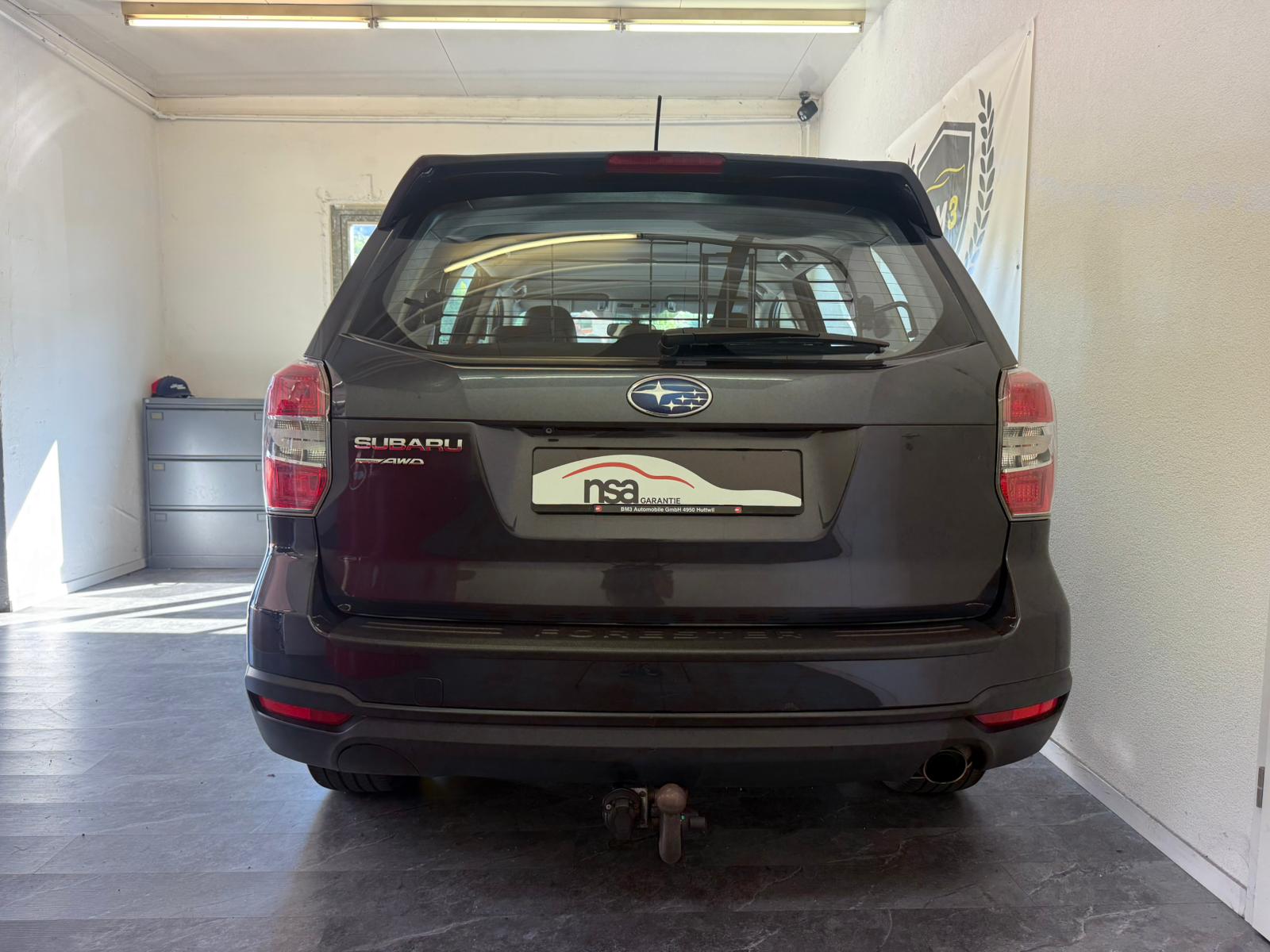 SUBARU Forester 2.0i Advantage + 1.8T AHK-image-3