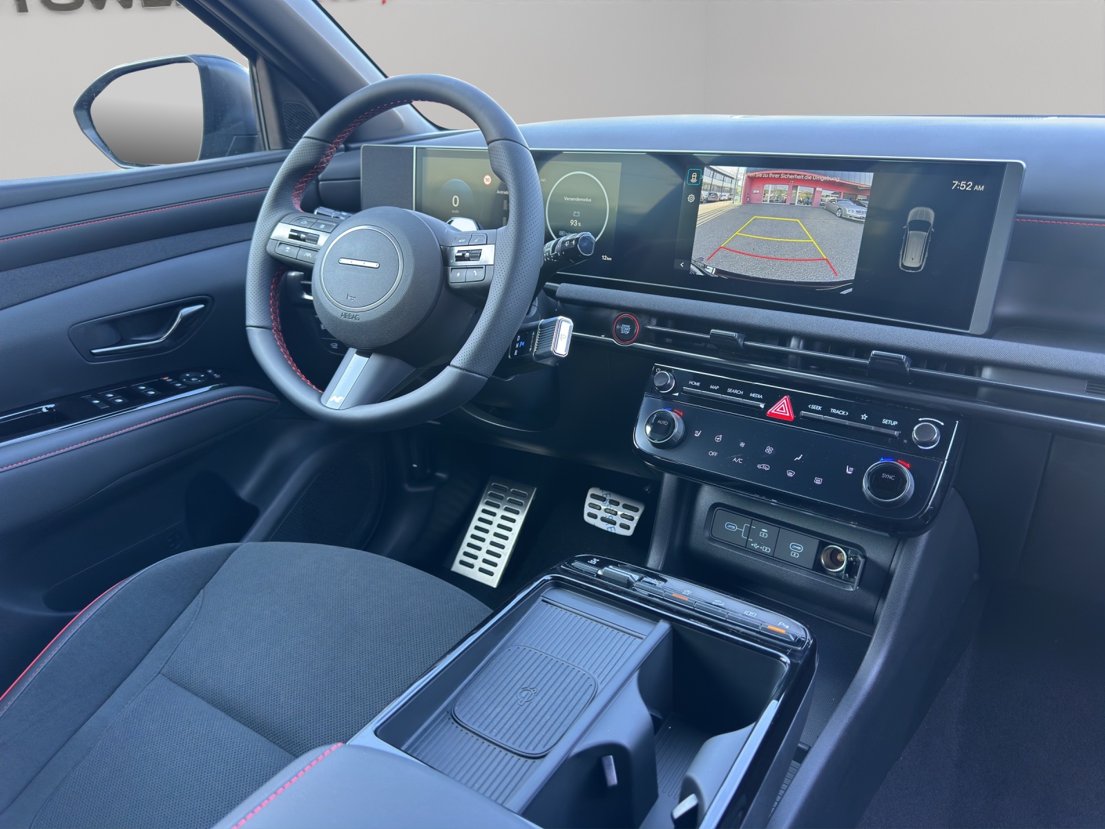HYUNDAI 1.6 T-GDI N-Line MHEV 4x4 180PS Panorama AHK-image-11