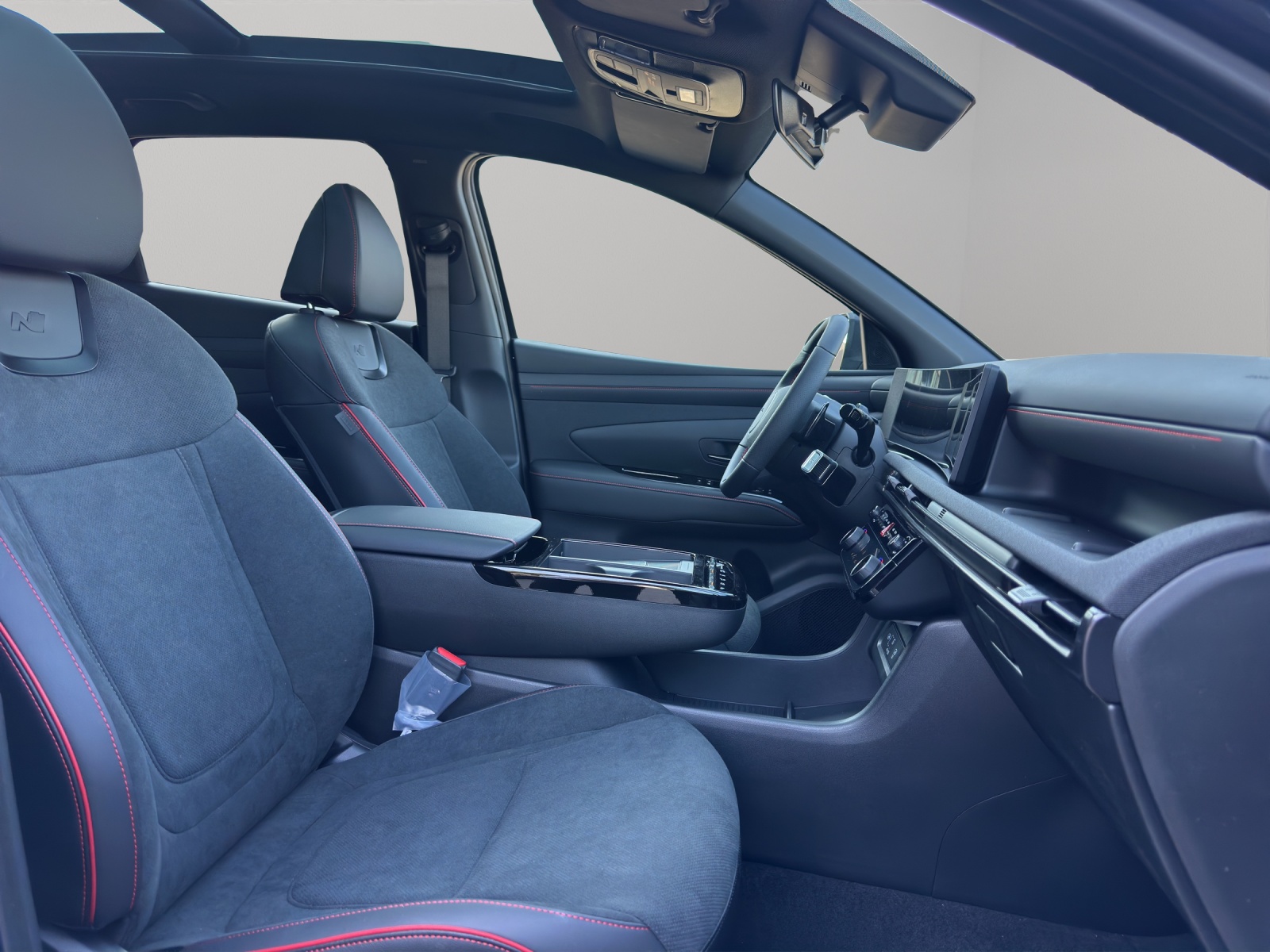 HYUNDAI 1.6 T-GDI N-Line MHEV 4x4 180PS Panorama AHK-image-13