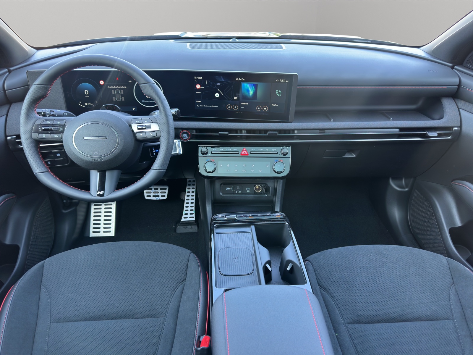 HYUNDAI 1.6 T-GDI N-Line MHEV 4x4 180PS Panorama AHK-image-10