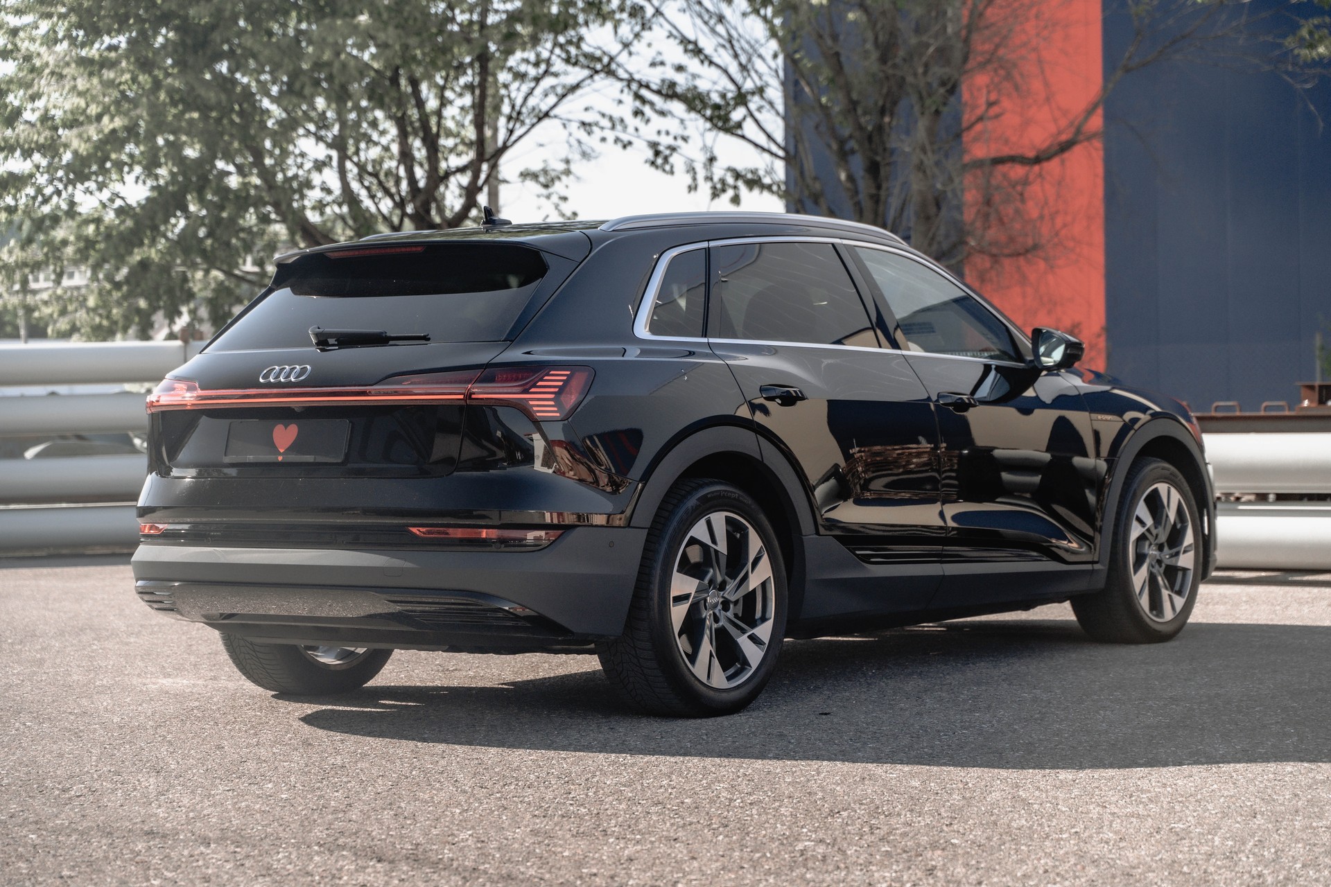 AUDI e-tron 50 quattro * AB MFK * NEUE SOMMERREIFEN * SERVICEGEPFLEGT * SOH 92,9% *-image-5
