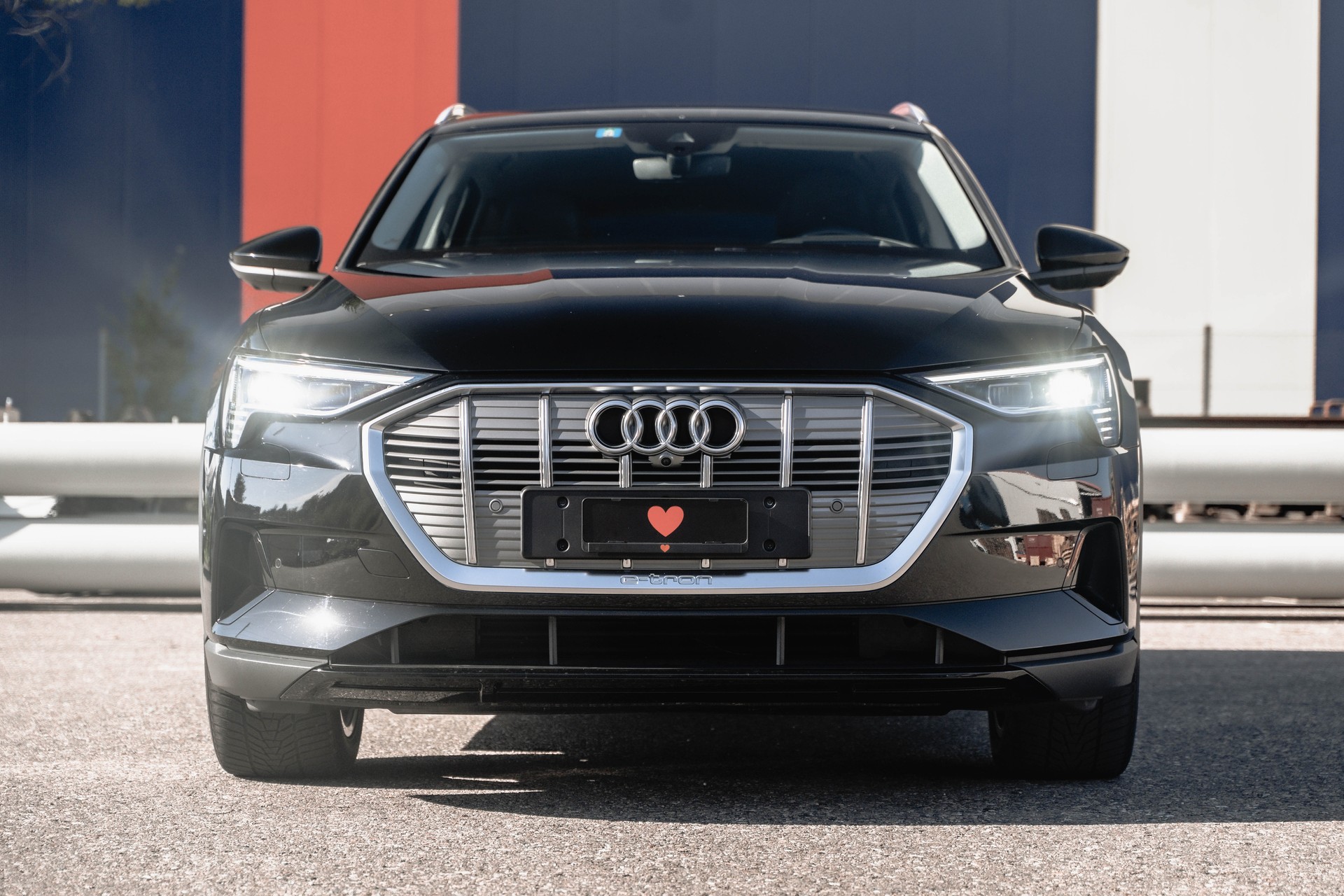 AUDI e-tron 50 quattro * AB MFK * NEUE SOMMERREIFEN * SERVICEGEPFLEGT * SOH 92,9% *-image-1