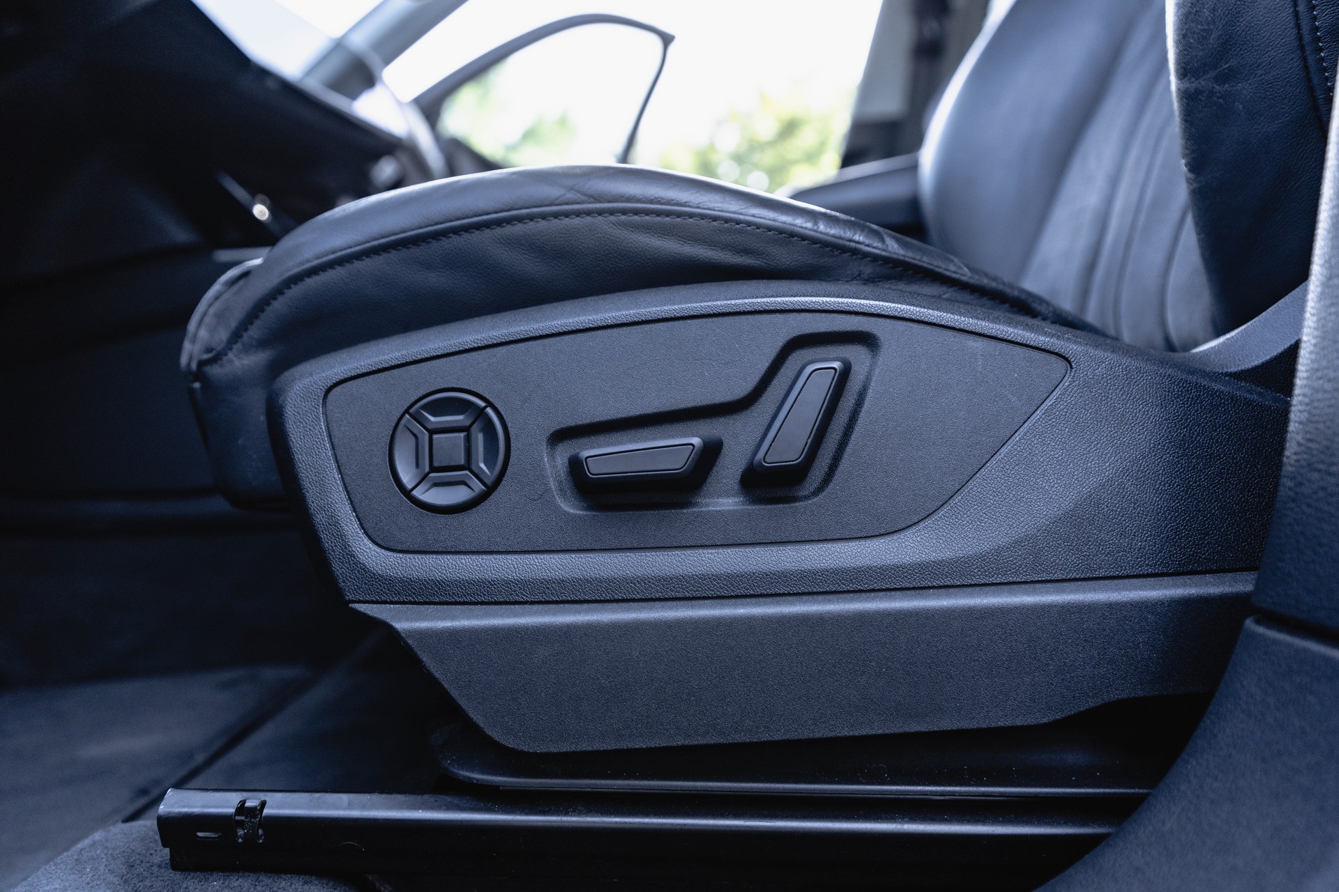 AUDI e-tron 50 quattro * AB MFK * NEUE SOMMERREIFEN * SERVICEGEPFLEGT * SOH 92,9% *-image-13
