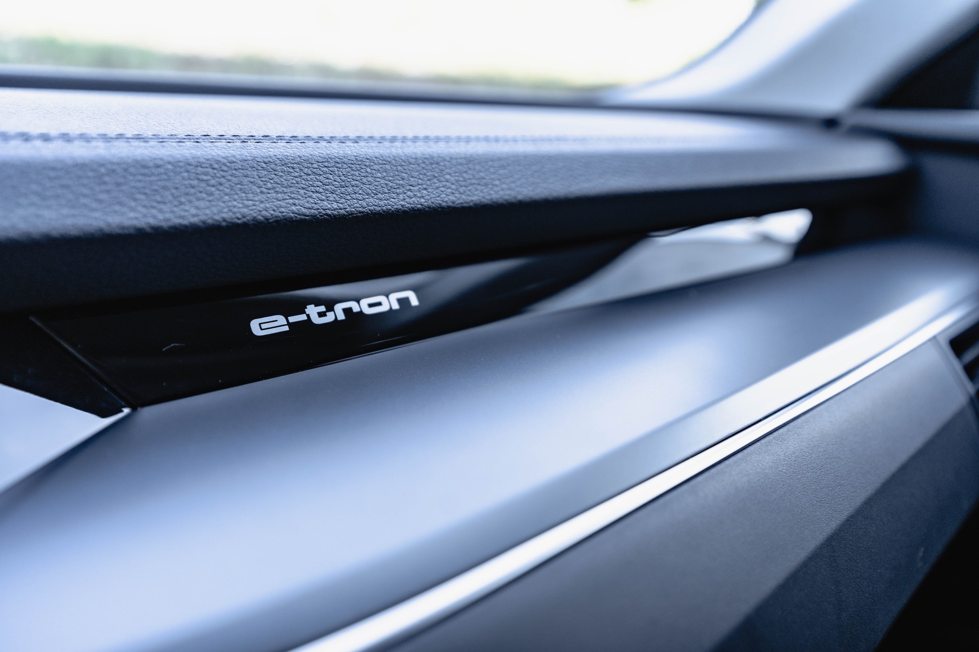 AUDI e-tron 50 quattro * AB MFK * NEUE SOMMERREIFEN * SERVICEGEPFLEGT * SOH 92,9% *-image-20