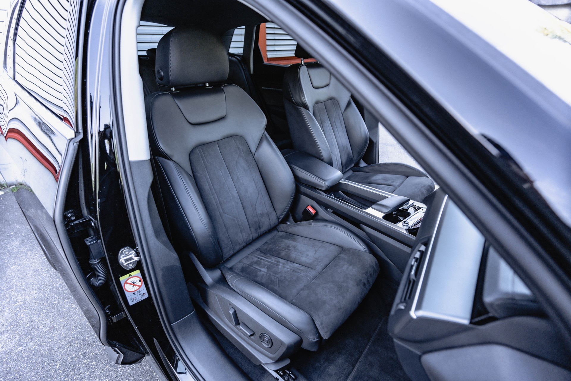 AUDI e-tron 50 quattro * AB MFK * NEUE SOMMERREIFEN * SERVICEGEPFLEGT * SOH 92,9% *-image-16