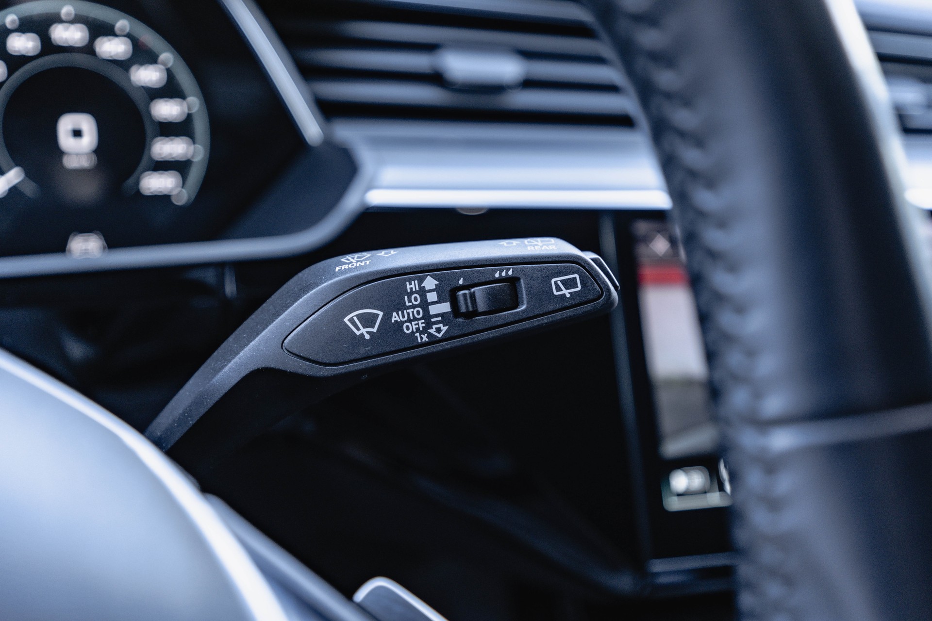 AUDI e-tron 50 quattro * AB MFK * NEUE SOMMERREIFEN * SERVICEGEPFLEGT * SOH 92,9% *-image-11