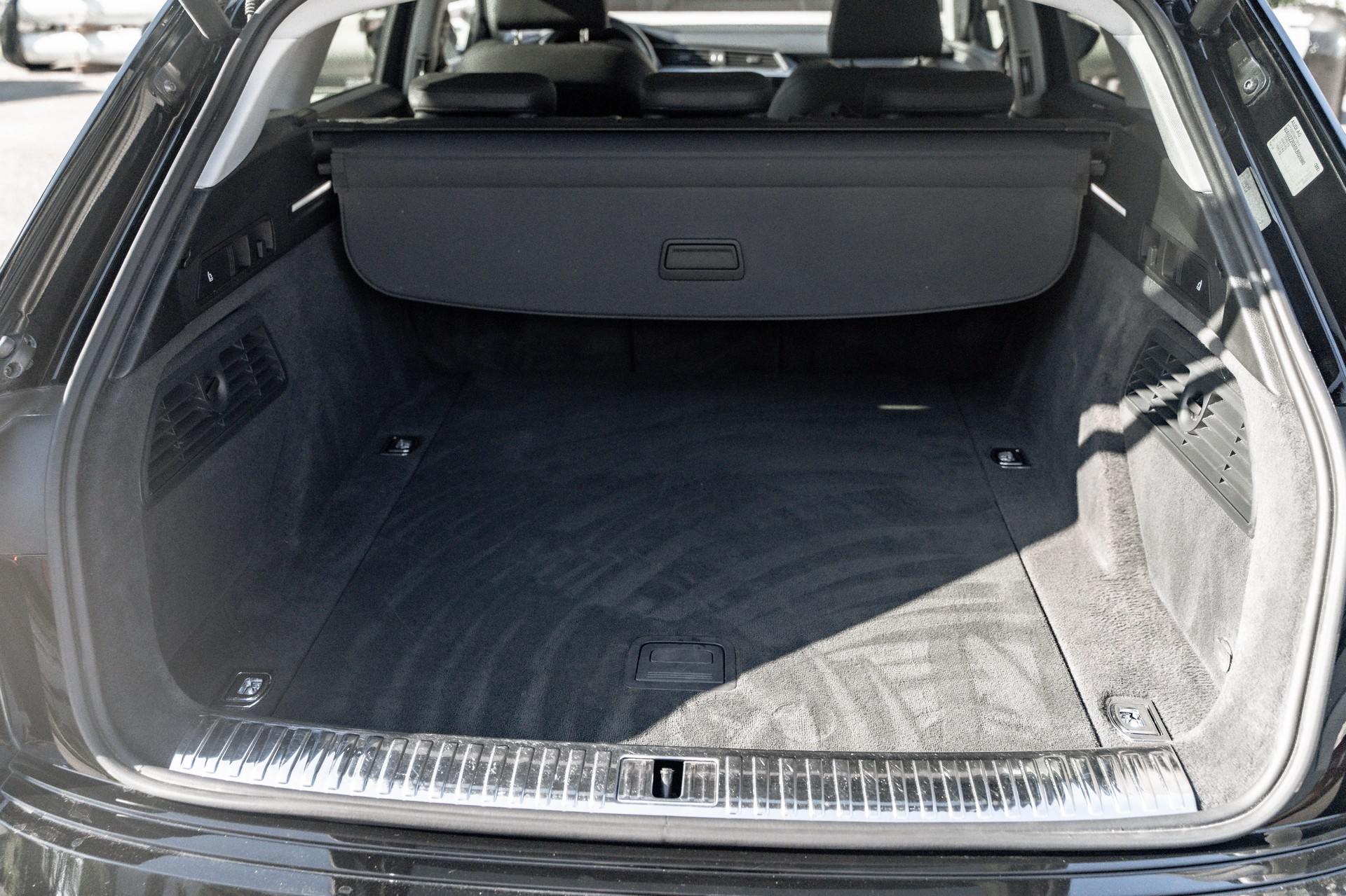 AUDI e-tron 50 quattro * AB MFK * NEUE SOMMERREIFEN * SERVICEGEPFLEGT * SOH 92,9% *-image-6
