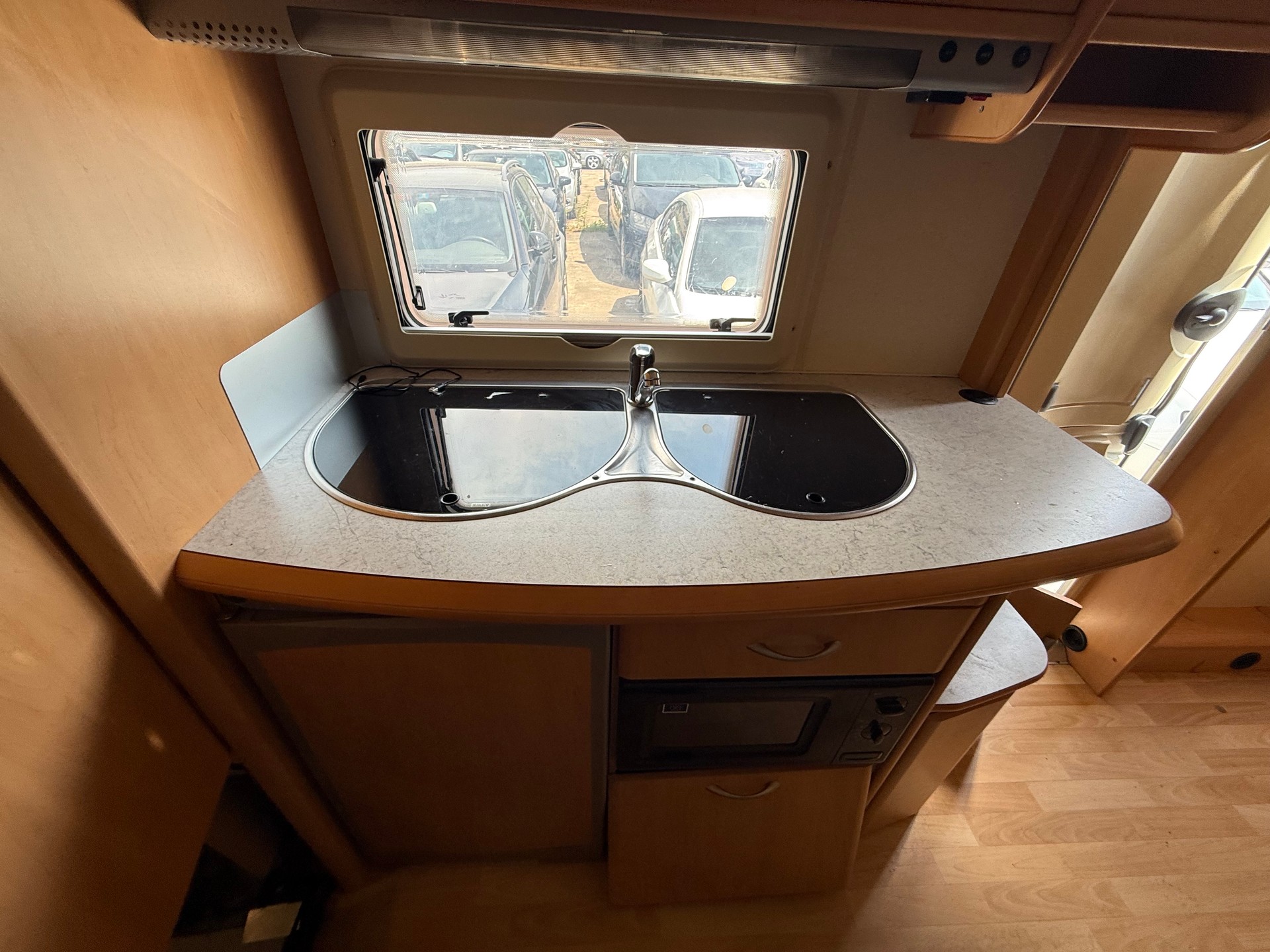 HOBBY 560 KMFe de Luxe-image-12