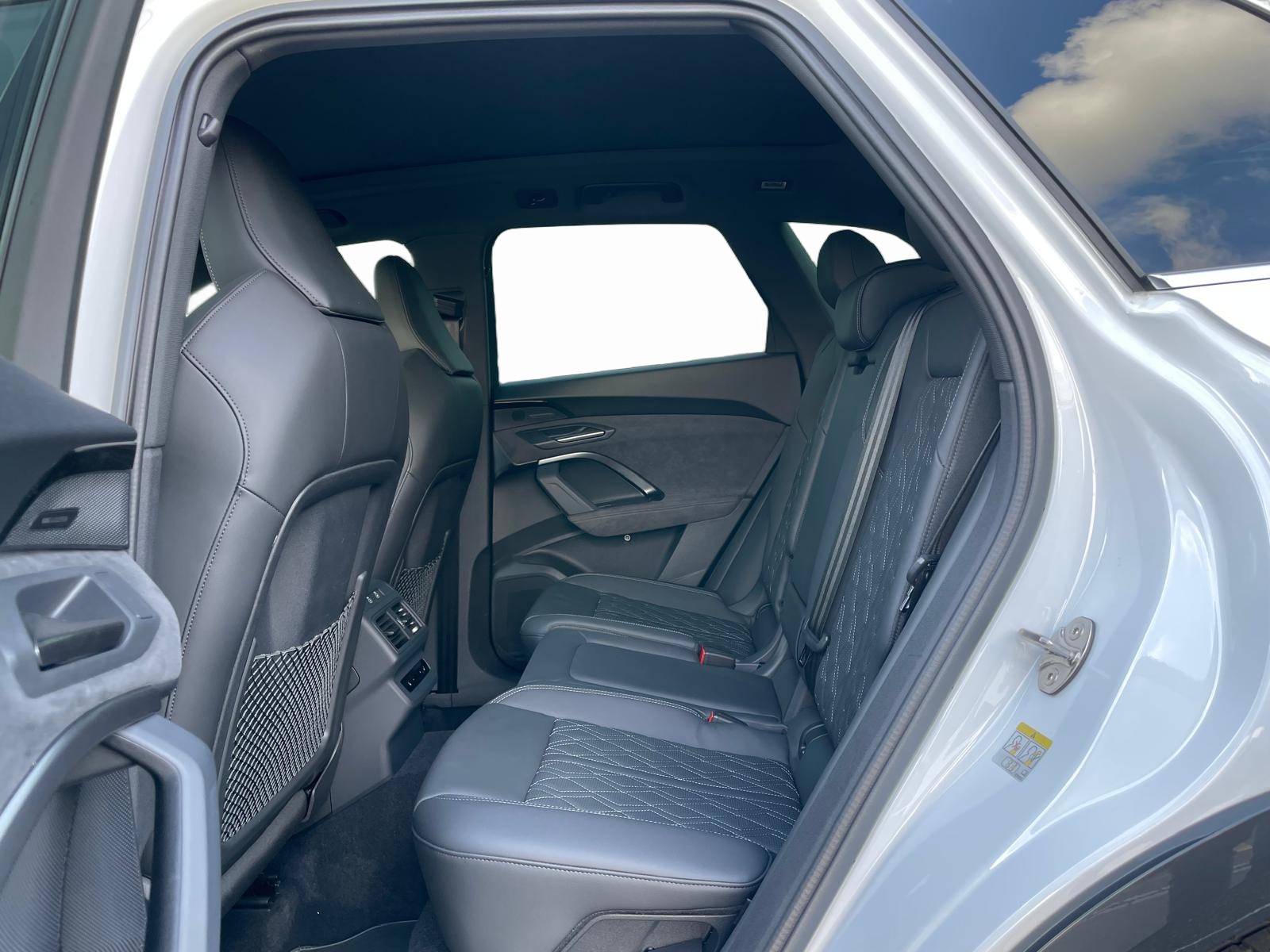 AUDI SQ5 TFSI quattro S-tronic-image-7