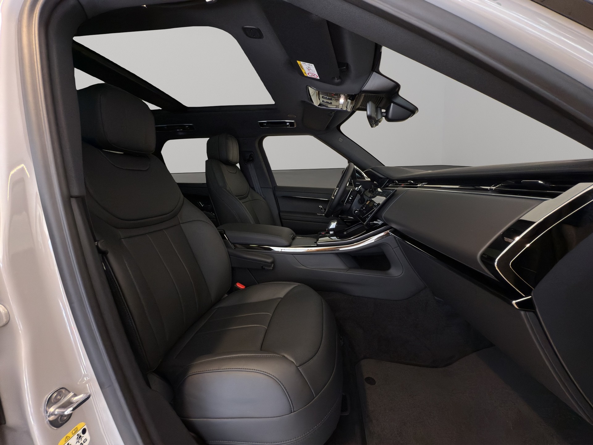 LAND ROVER Range Rover Sport 3.0 I6 P460e SE Dynamic-image-16