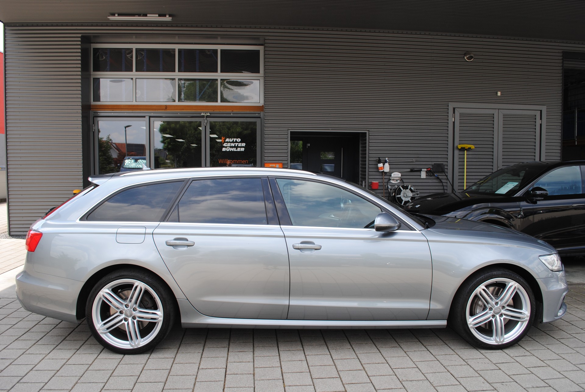 AUDI A6 Avant 3.0 TFSI V6 quattro S-tronic-image-7