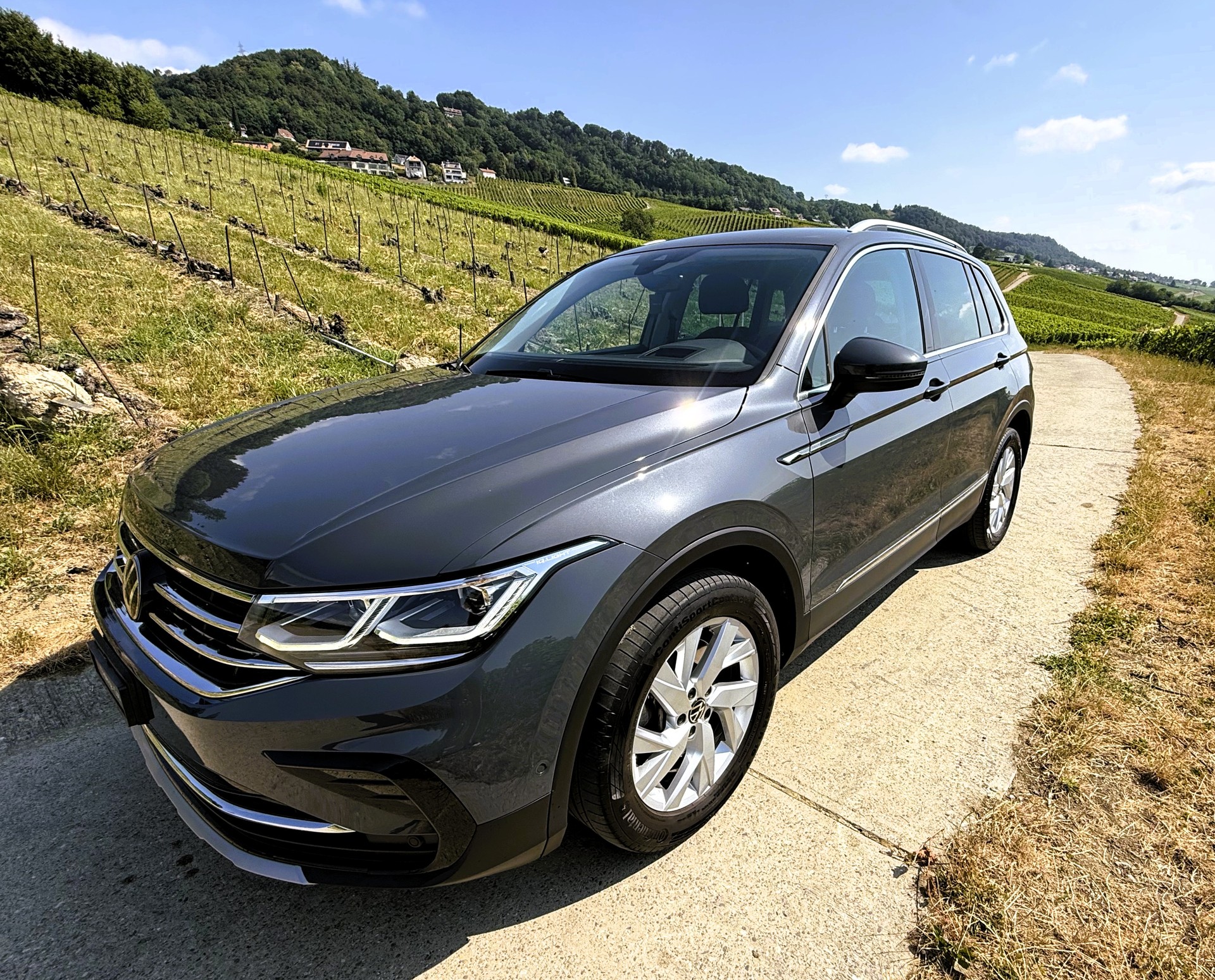VW Tiguan 2.0 TDI SCR Elegance 4Motion DSG-image-0