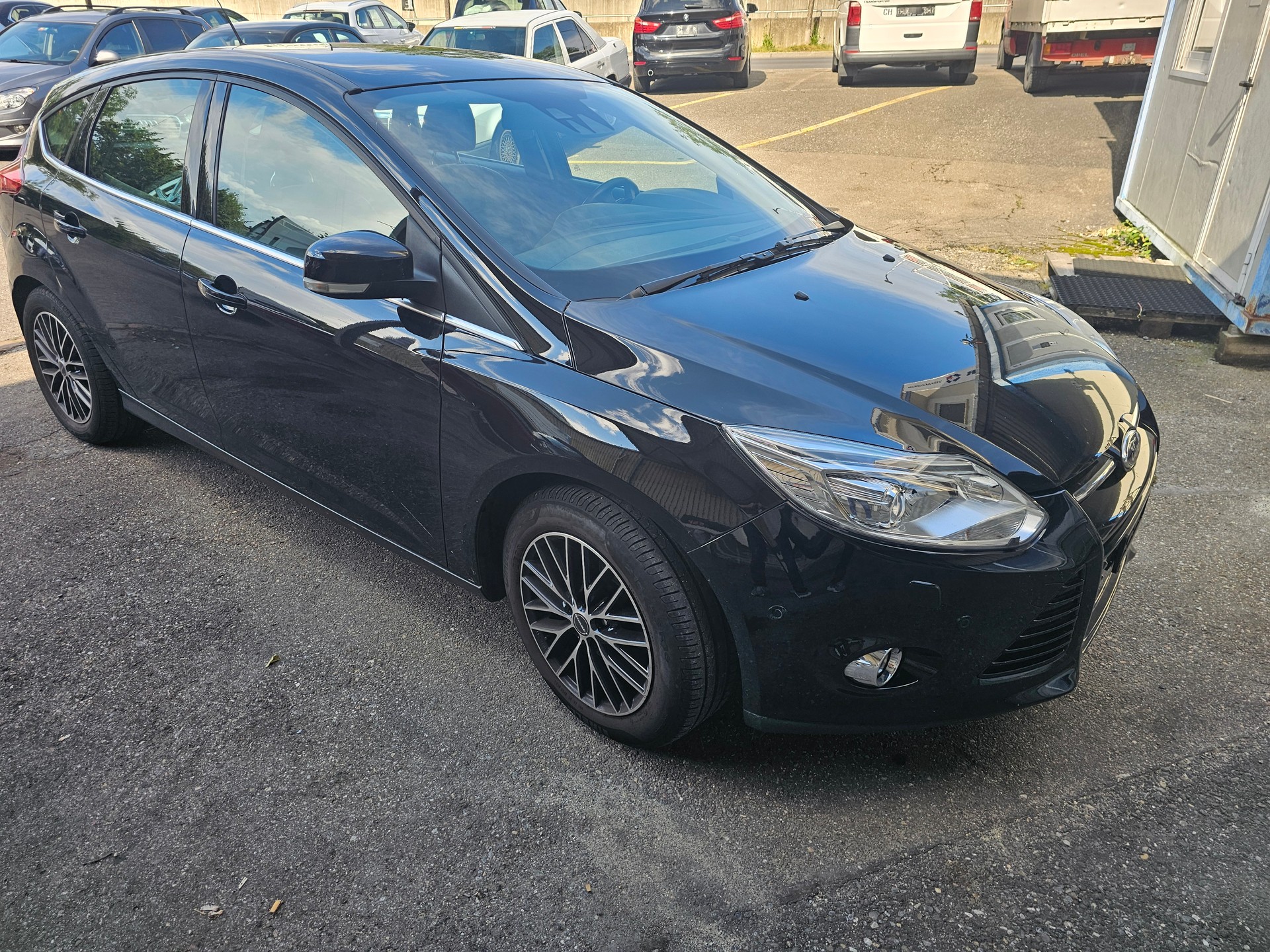 FORD Focus 1.6 SCTi Trend-image-1