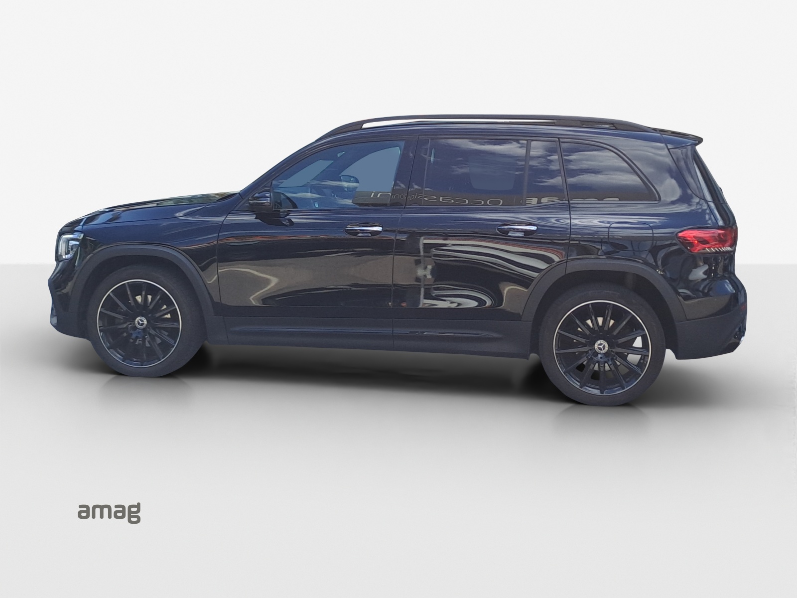 MERCEDES-BENZ GLB 200 AMG Line 7G-Tronic-image-1