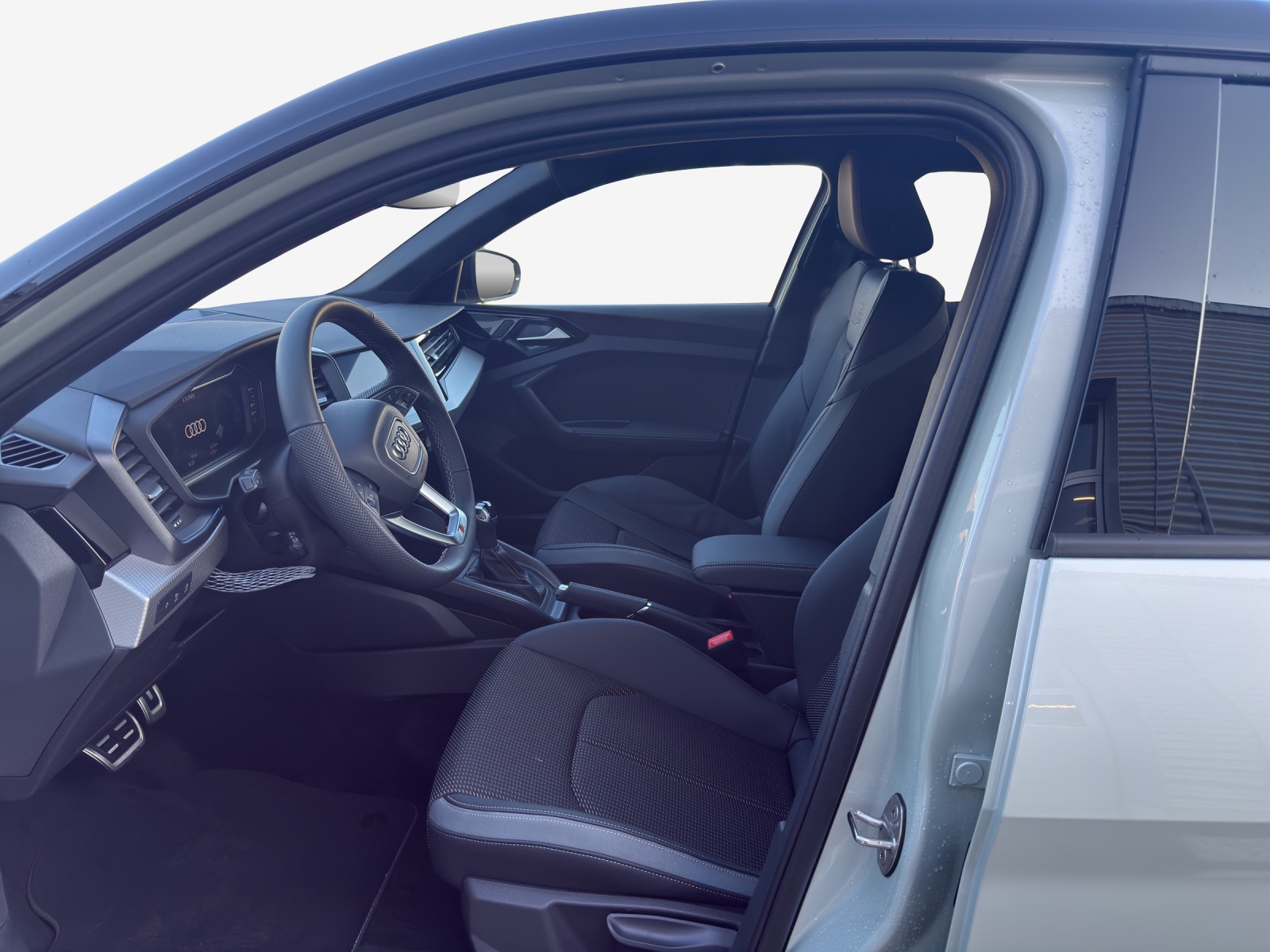 AUDI A1 Sportback 30 TFSI S Line Attraction S-tronic-image-6